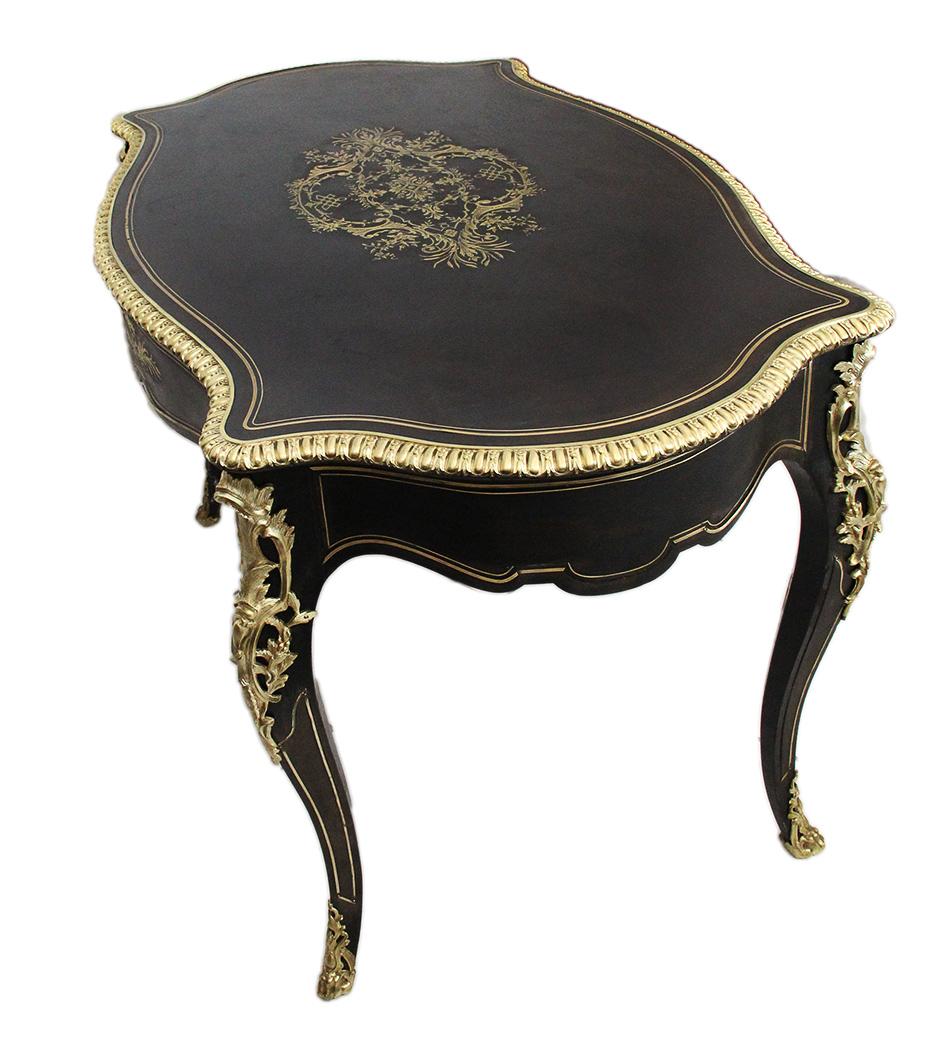 French Antique Napoleon III Table in Blackened Wood with Delicate Brass Inlays For Sale 5