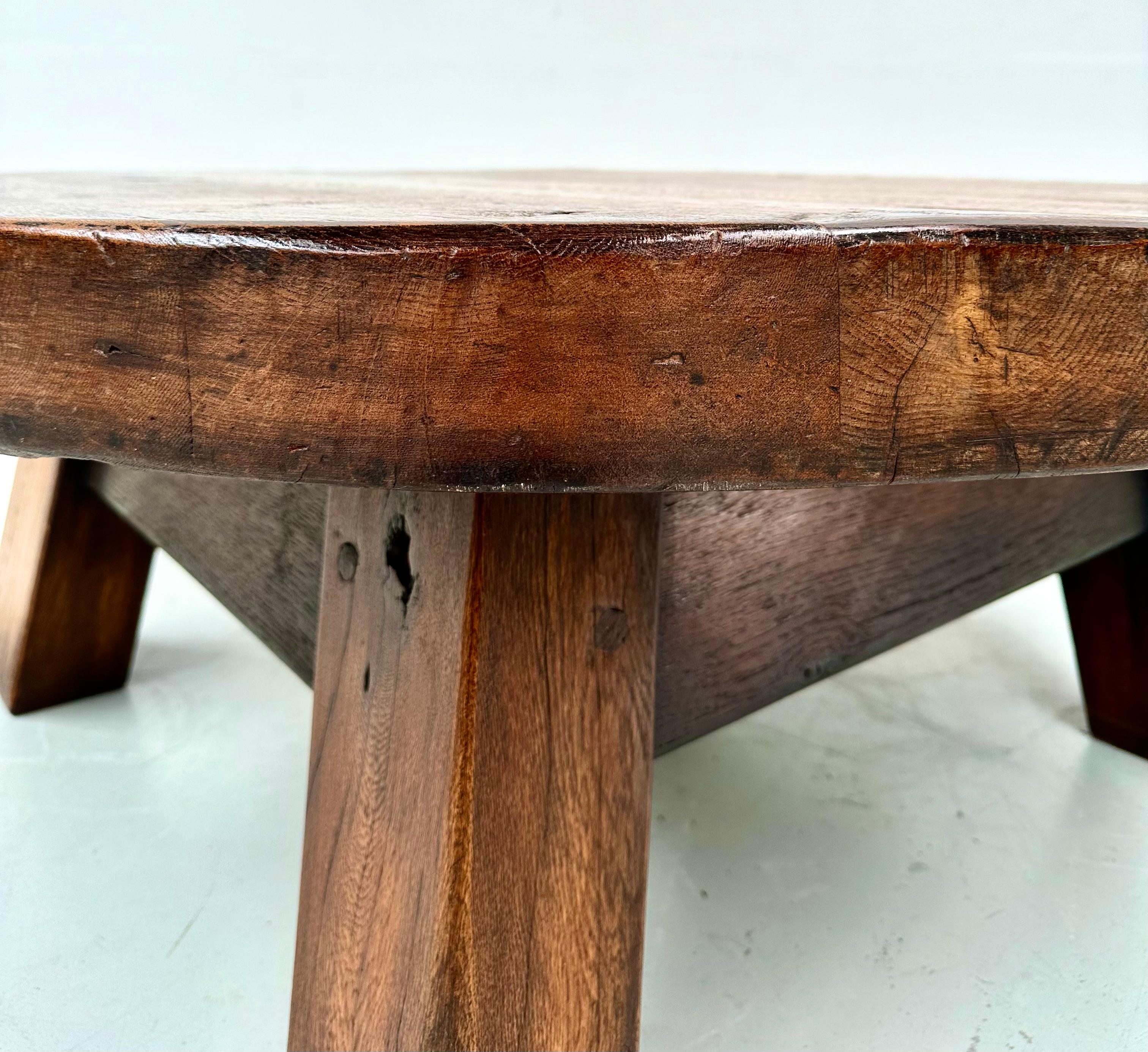 French Antique Oak Brutalist Round Coffee Table, 1920s. For Sale 6