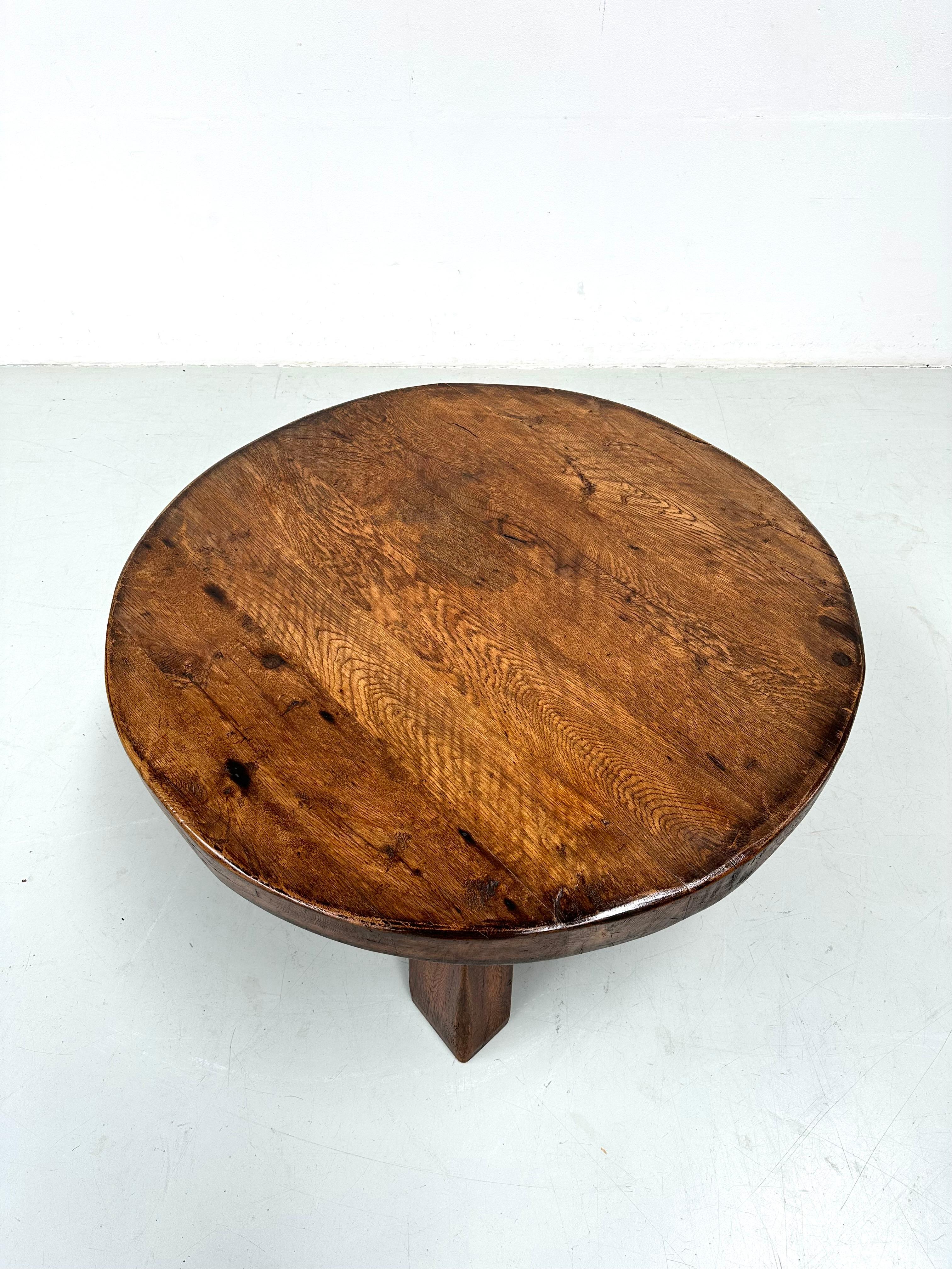 French Antique Oak Brutalist Coffee Table, 1920s. For Sale 8