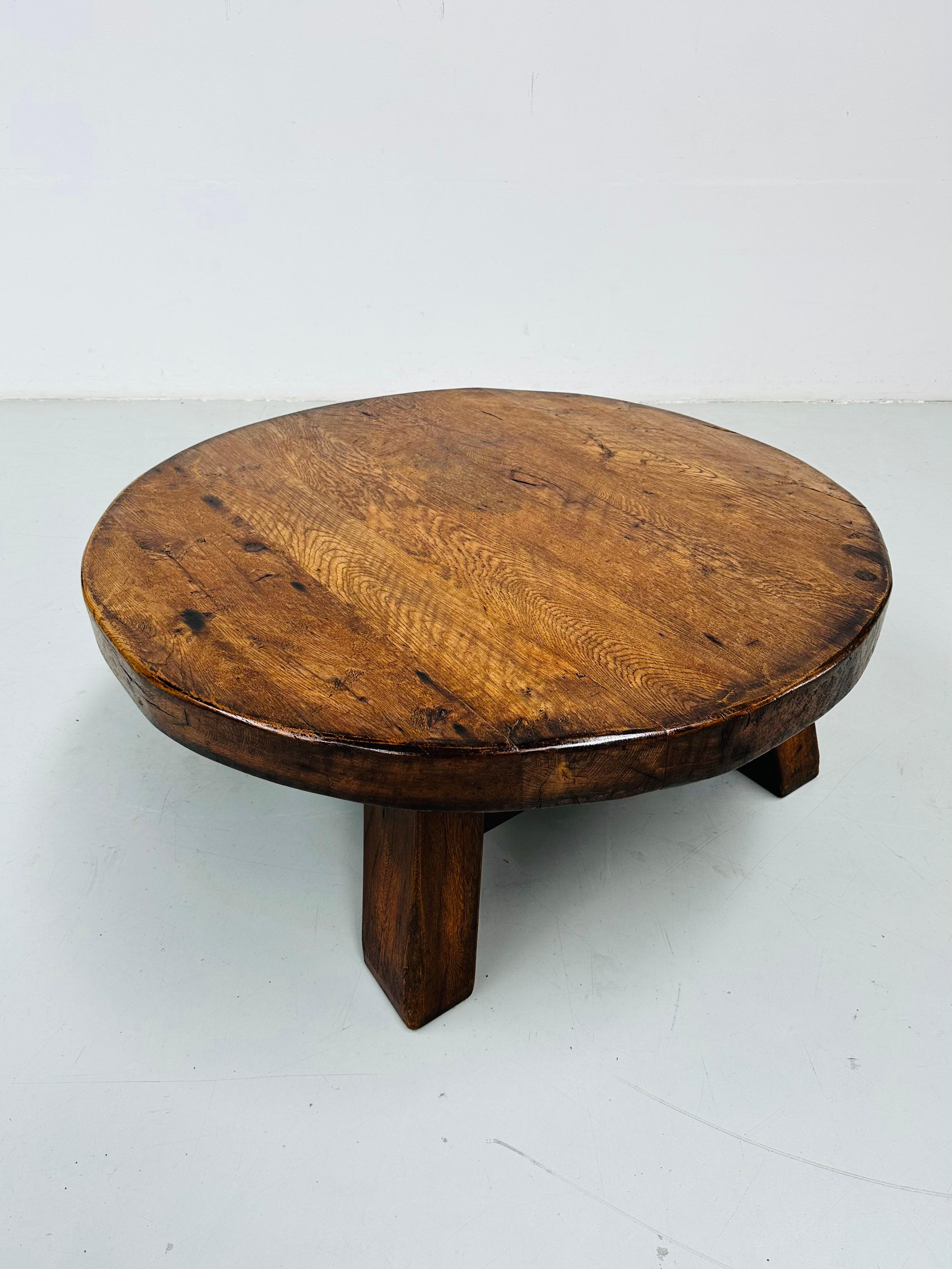 French Antique Oak Brutalist Round Coffee Table, 1920s. For Sale 13