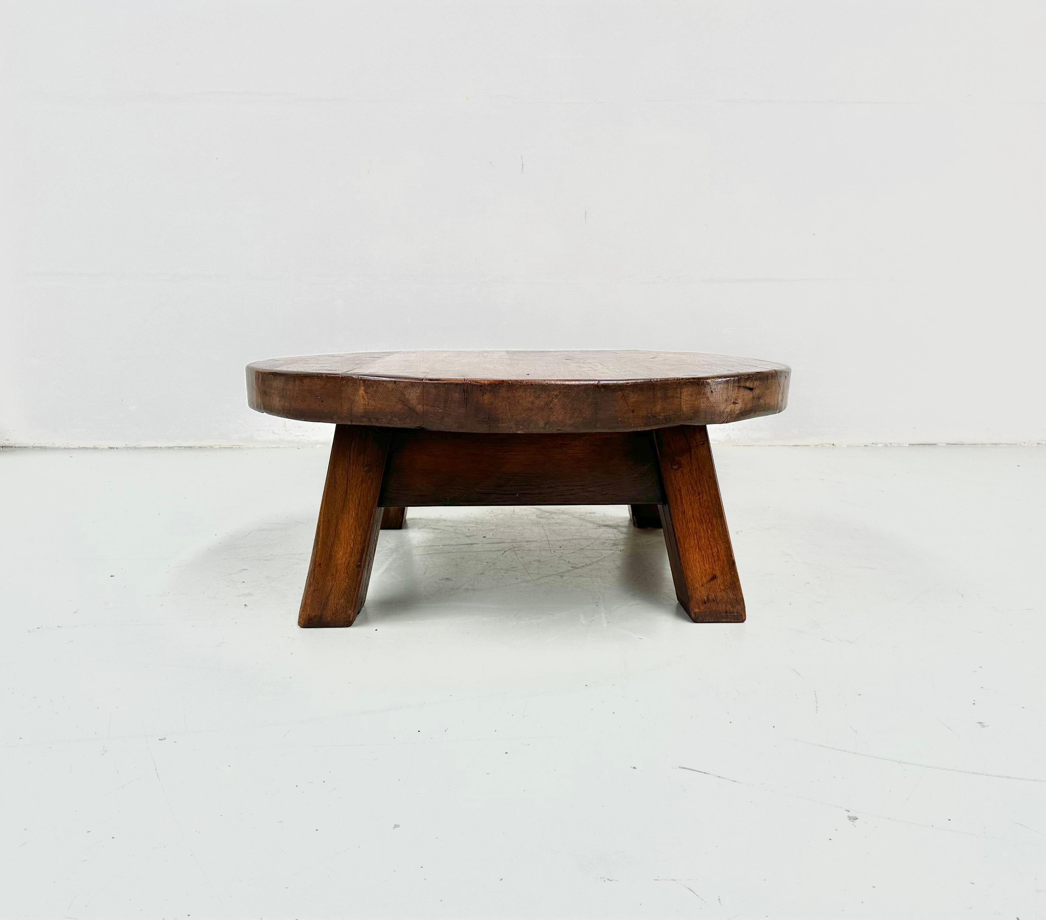 Early 20th Century French Antique Oak Brutalist Round Coffee Table, 1920s. For Sale