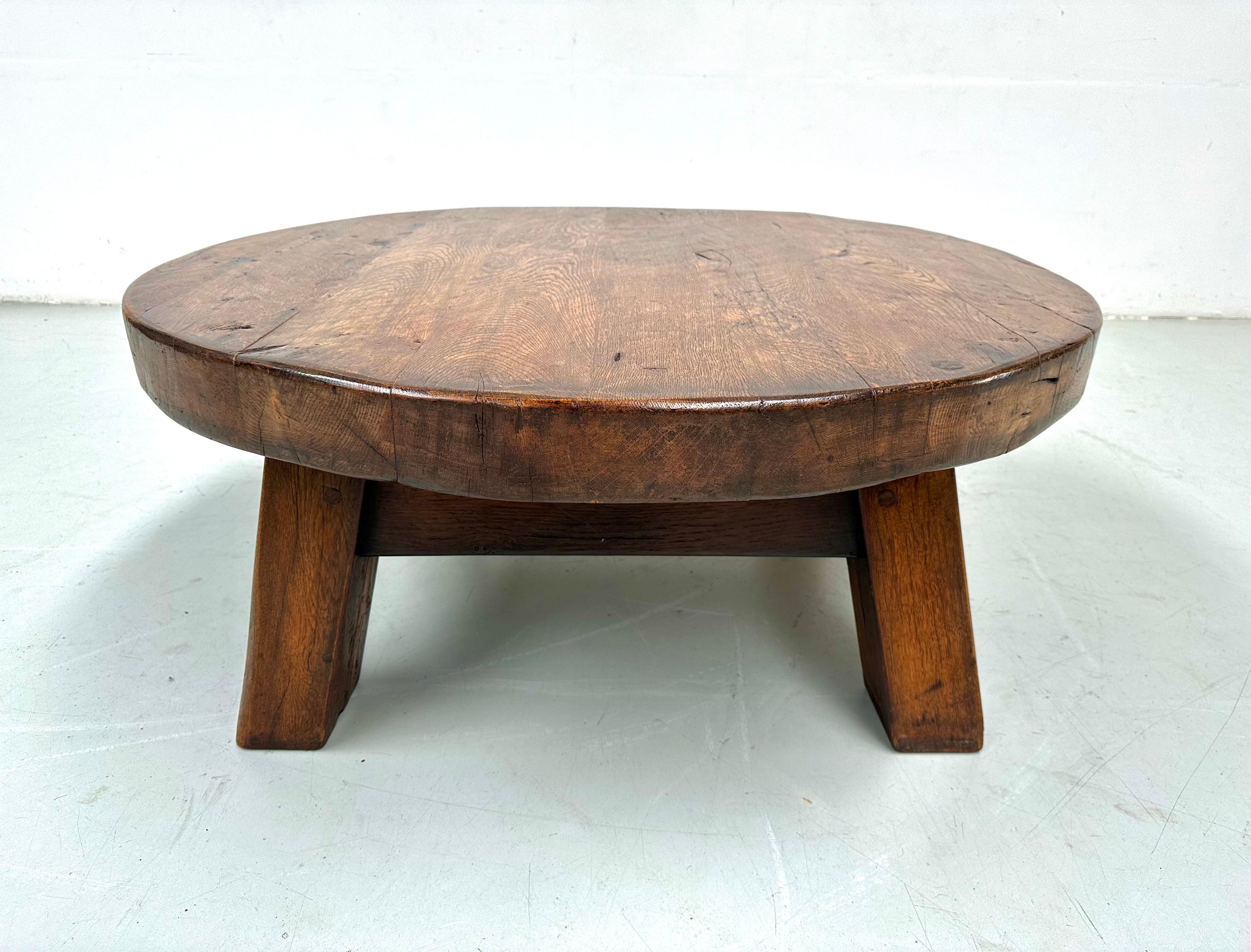French Antique Oak Brutalist Round Coffee Table, 1920s. For Sale 2
