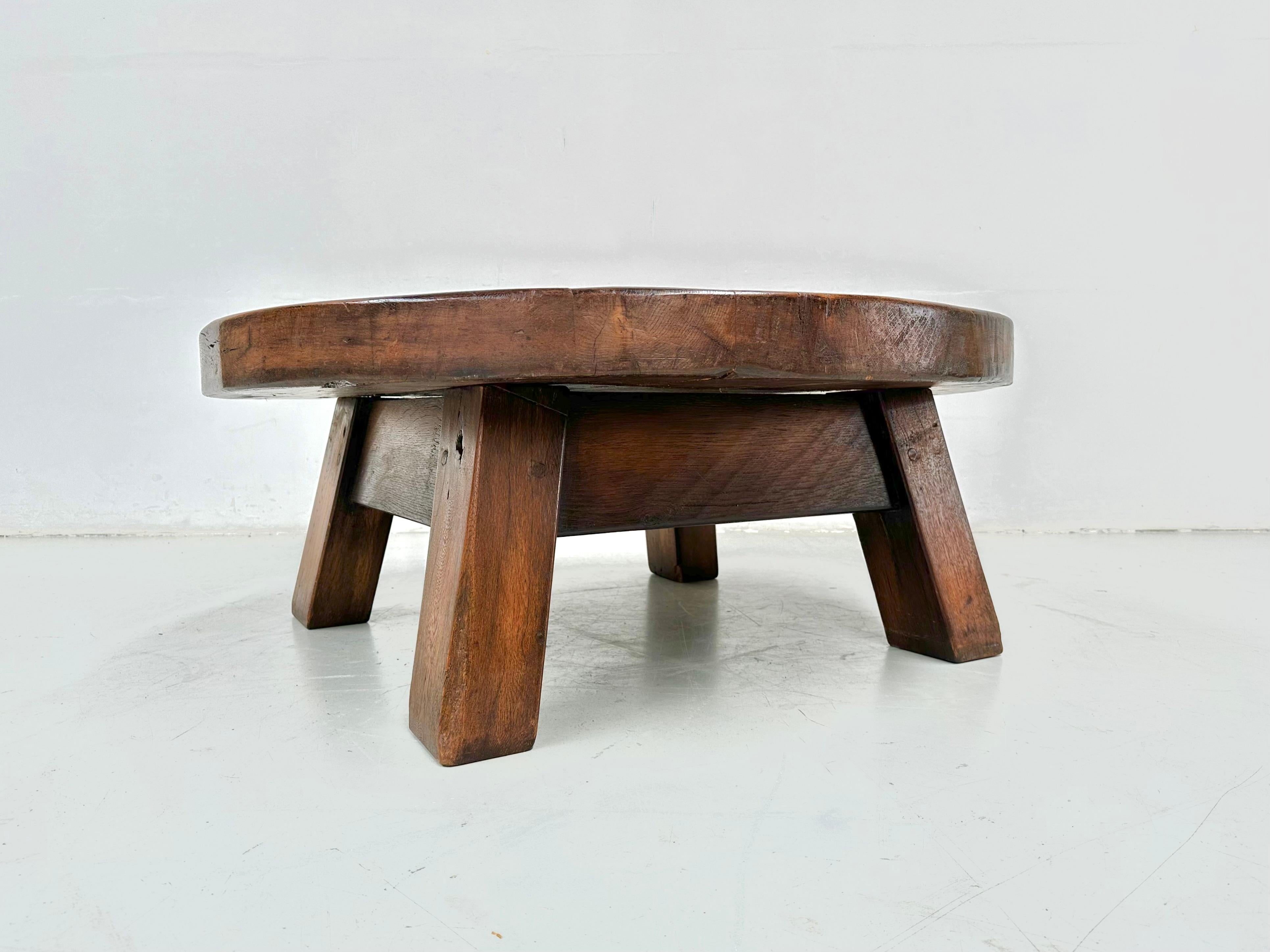 French Antique Oak Brutalist Round Coffee Table, 1920s. For Sale 5