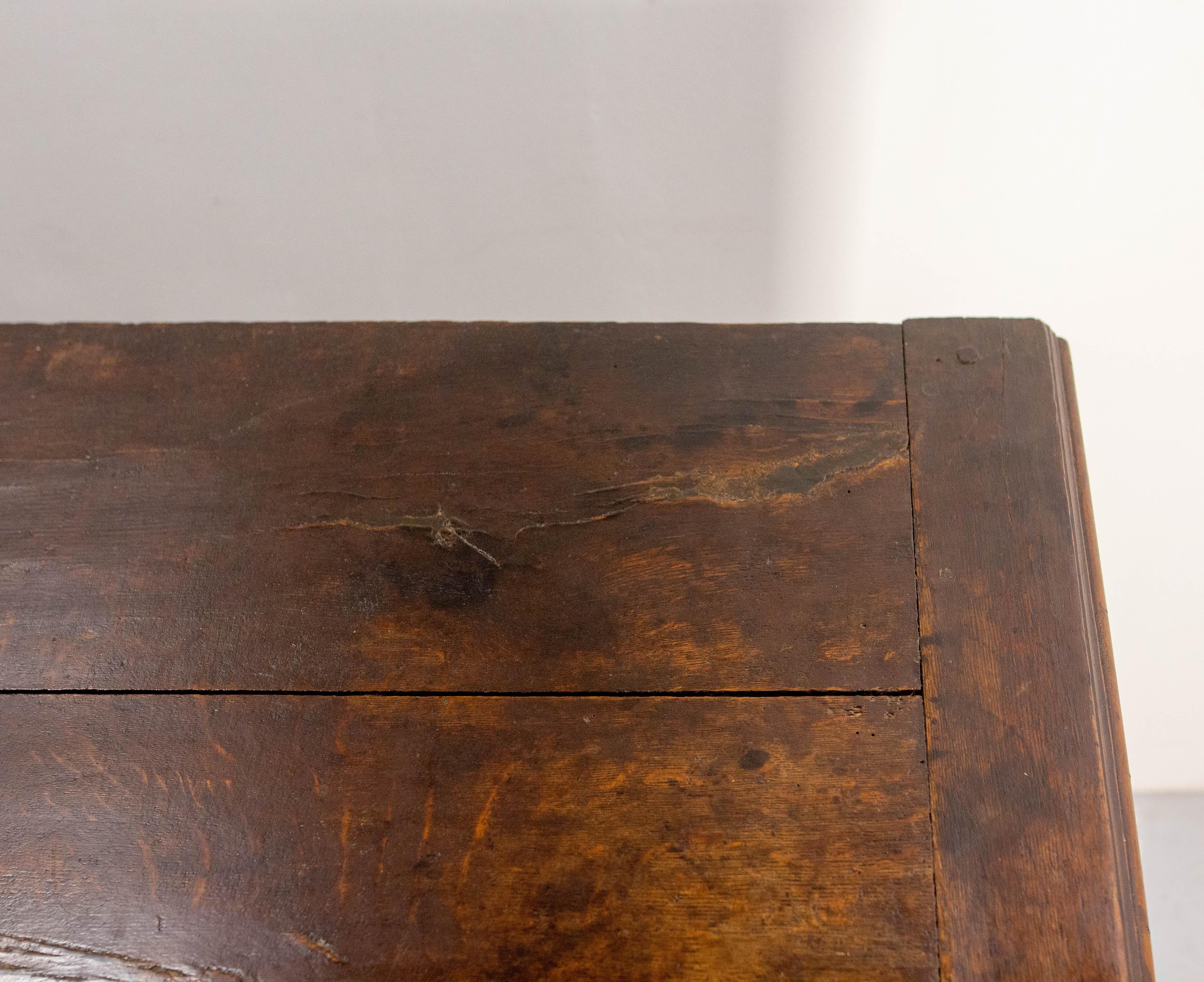 Buffet Francés Antiguo de Roble y Hierro Forjado Estilo Campestre Siglo XVIII en venta 10