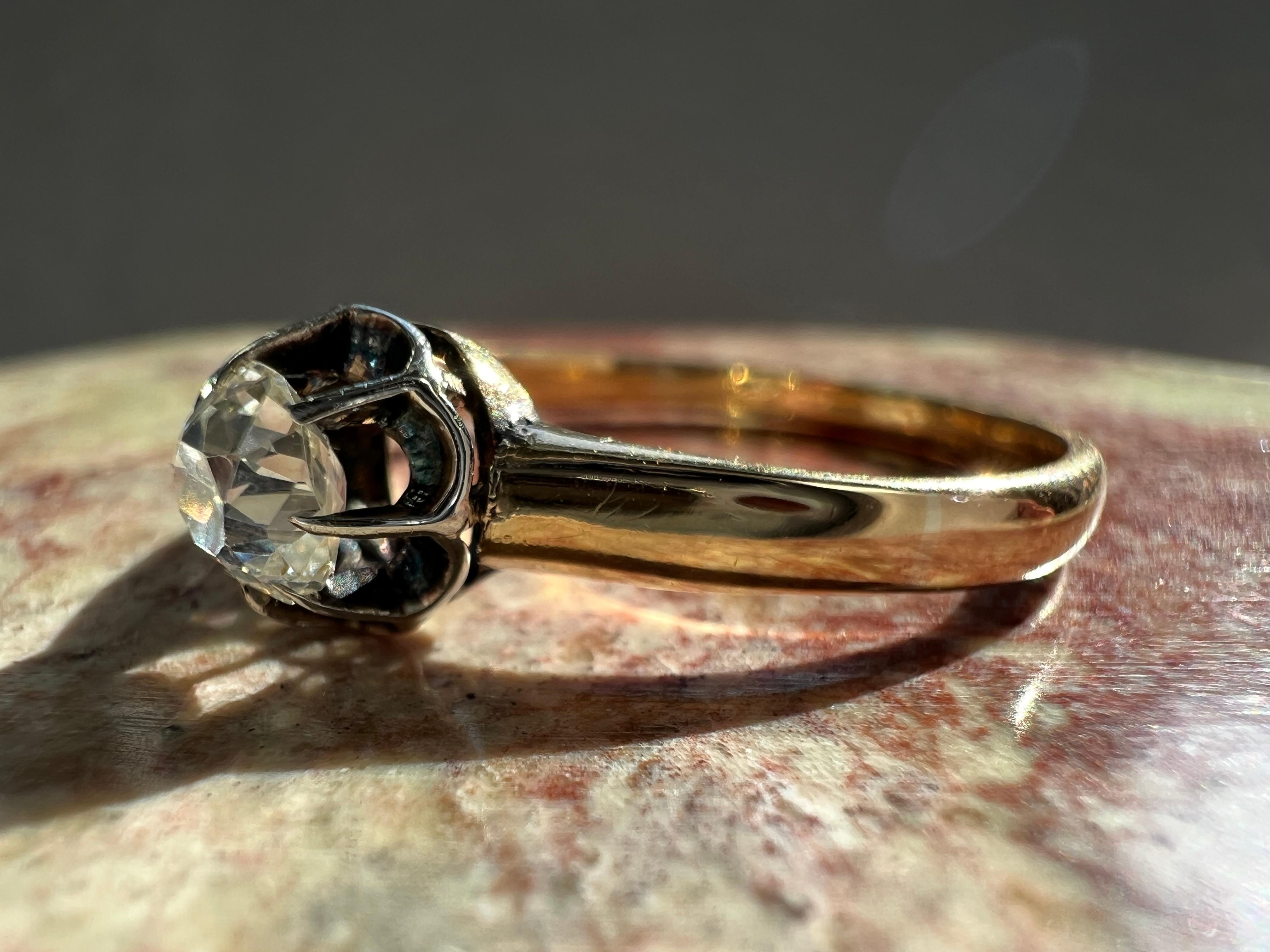 Belle Époque French Antique Old Mine Cut Diamond 18k Ring  For Sale