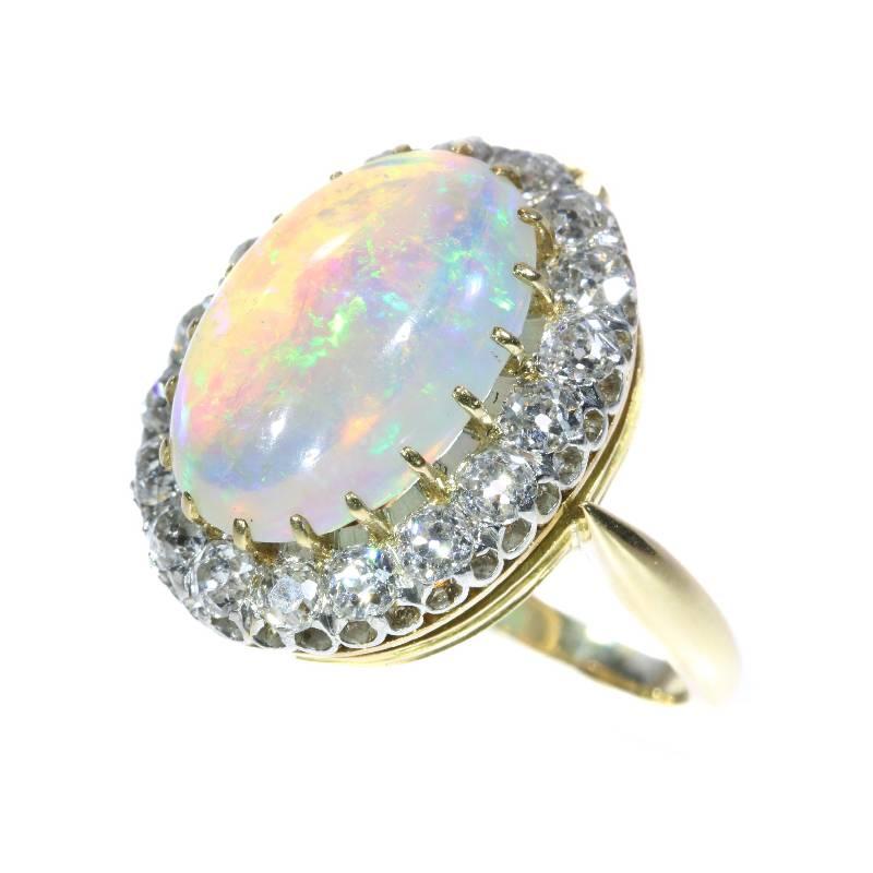 French Antique Opal & 1.71 Carat Old European Diamond Gold Combined Ring Pendant For Sale 2