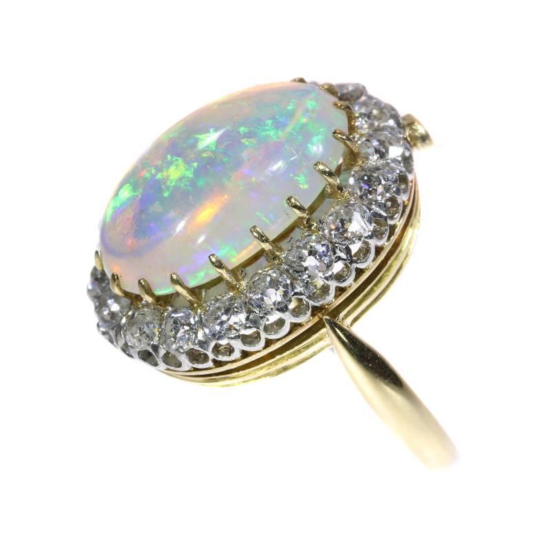 French Antique Opal & 1.71 Carat Old European Diamond Gold Combined Ring Pendant For Sale 3