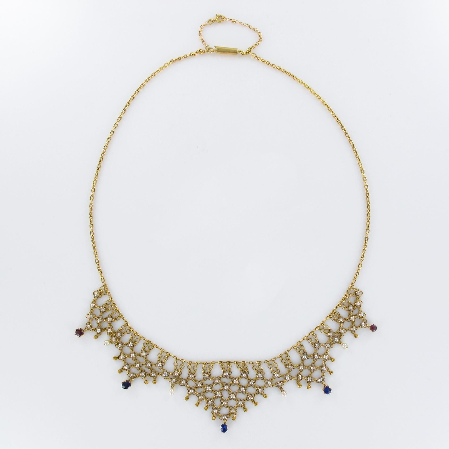 Antike durchbrochene Perlen-Saphir-Rubin-Gold-Halskette im Angebot 5