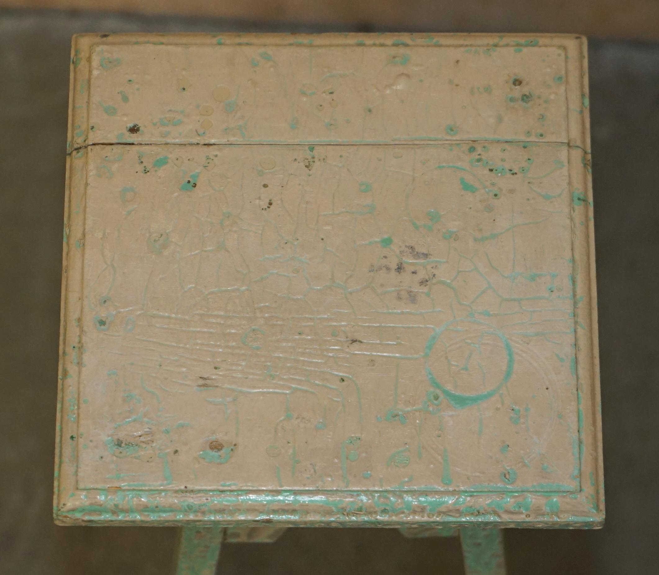 FRENCH ANTIQUE PAINTED 1920's HAND JARDINIERE TABLE OR PLANT STAND PEDESTAL In Distressed Condition For Sale In West Sussex, Pulborough