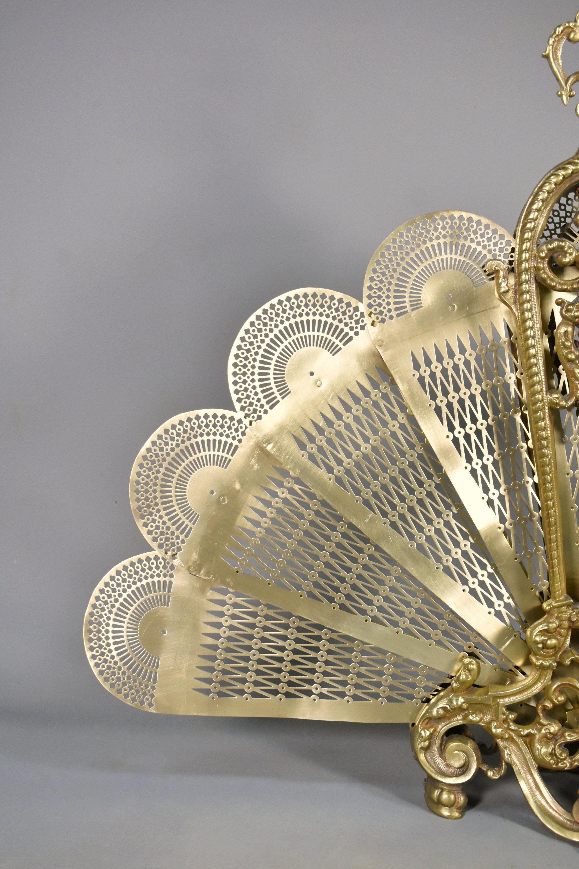 French Antique Peacock Fire Screen Napoleon III Style For Sale 4