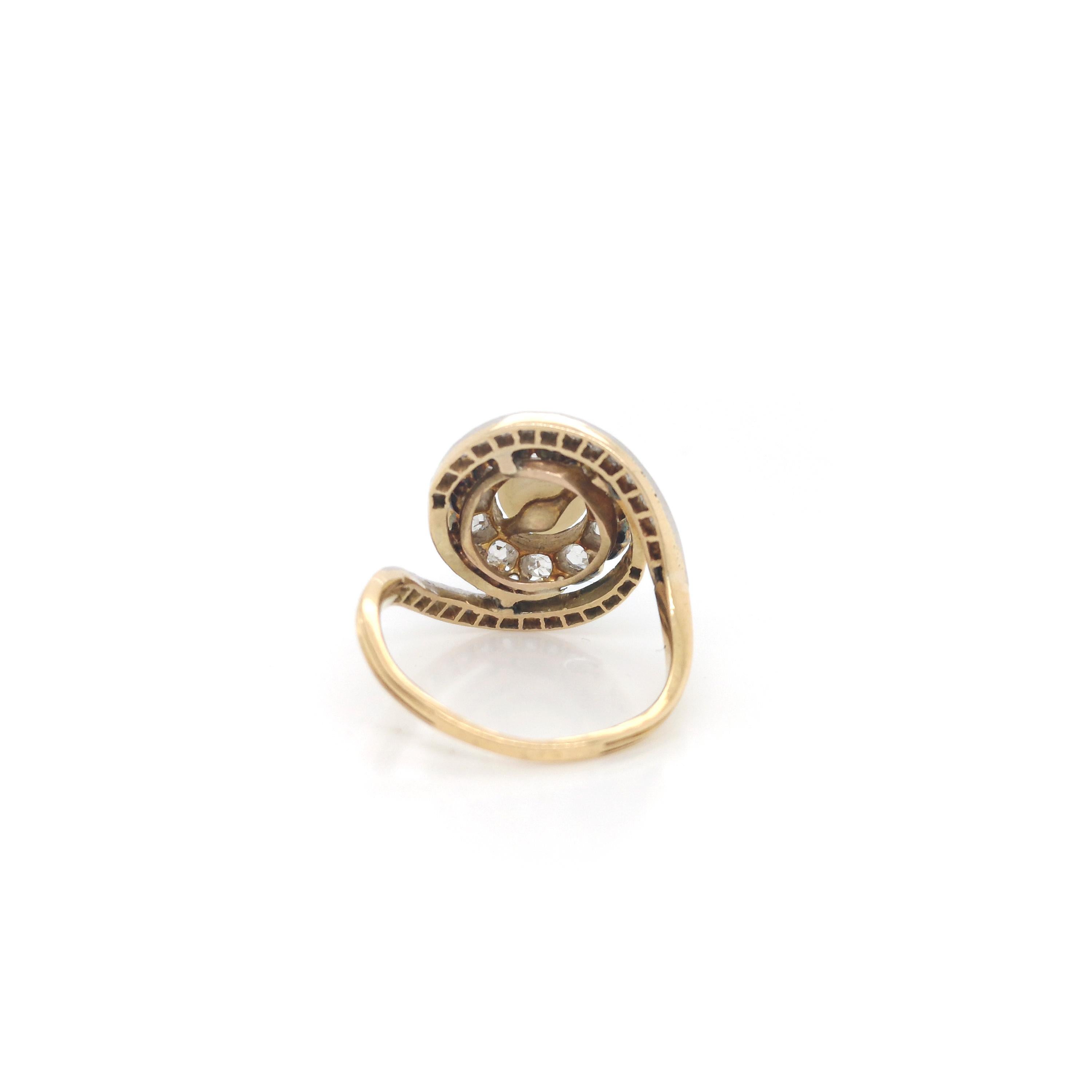 French Antique Pearl and Diamond Ring In Good Condition In London, GB