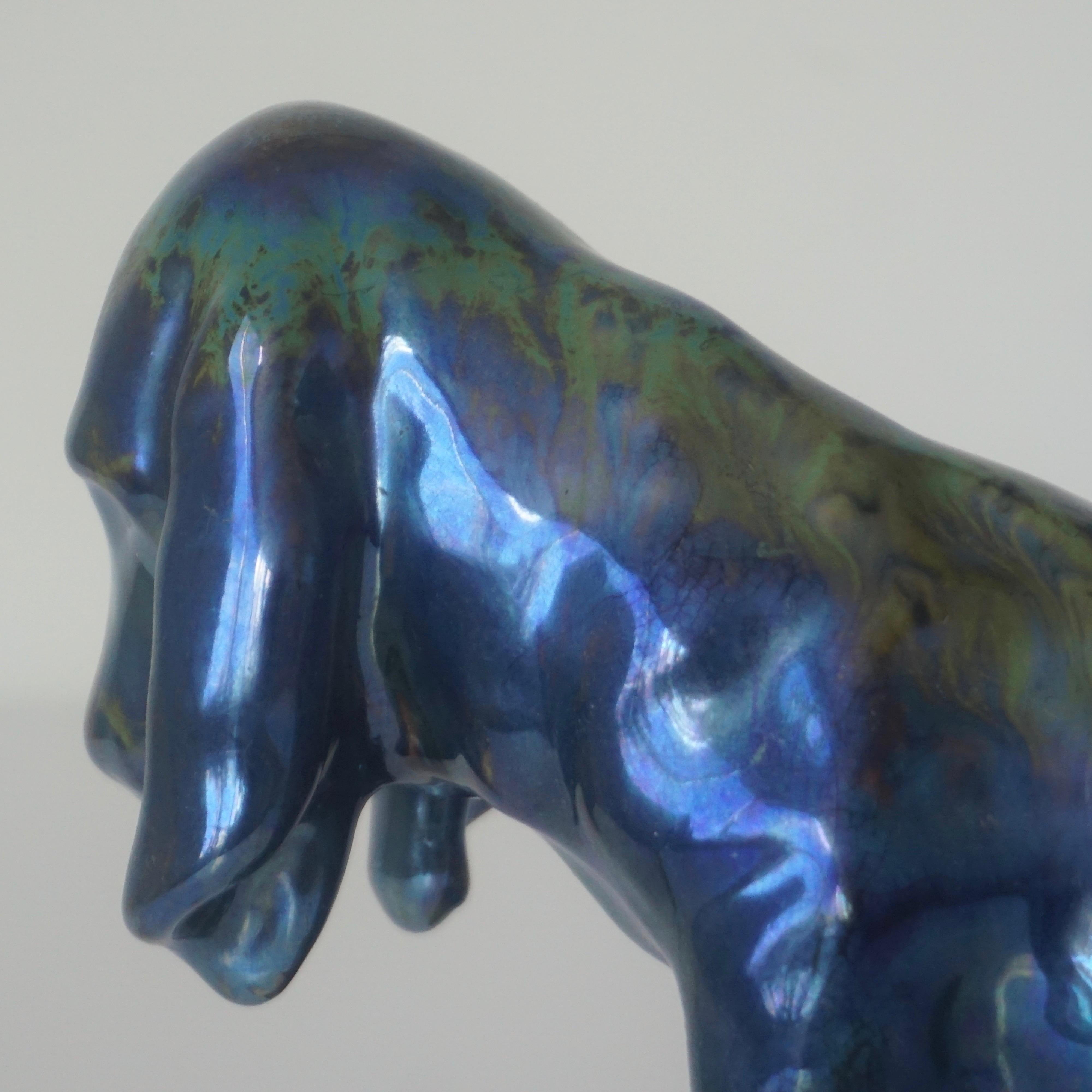 Ceramica antica francese Art Nouveau Smalto a lustro Blu Verde Cane Figura Scultura in vendita 5