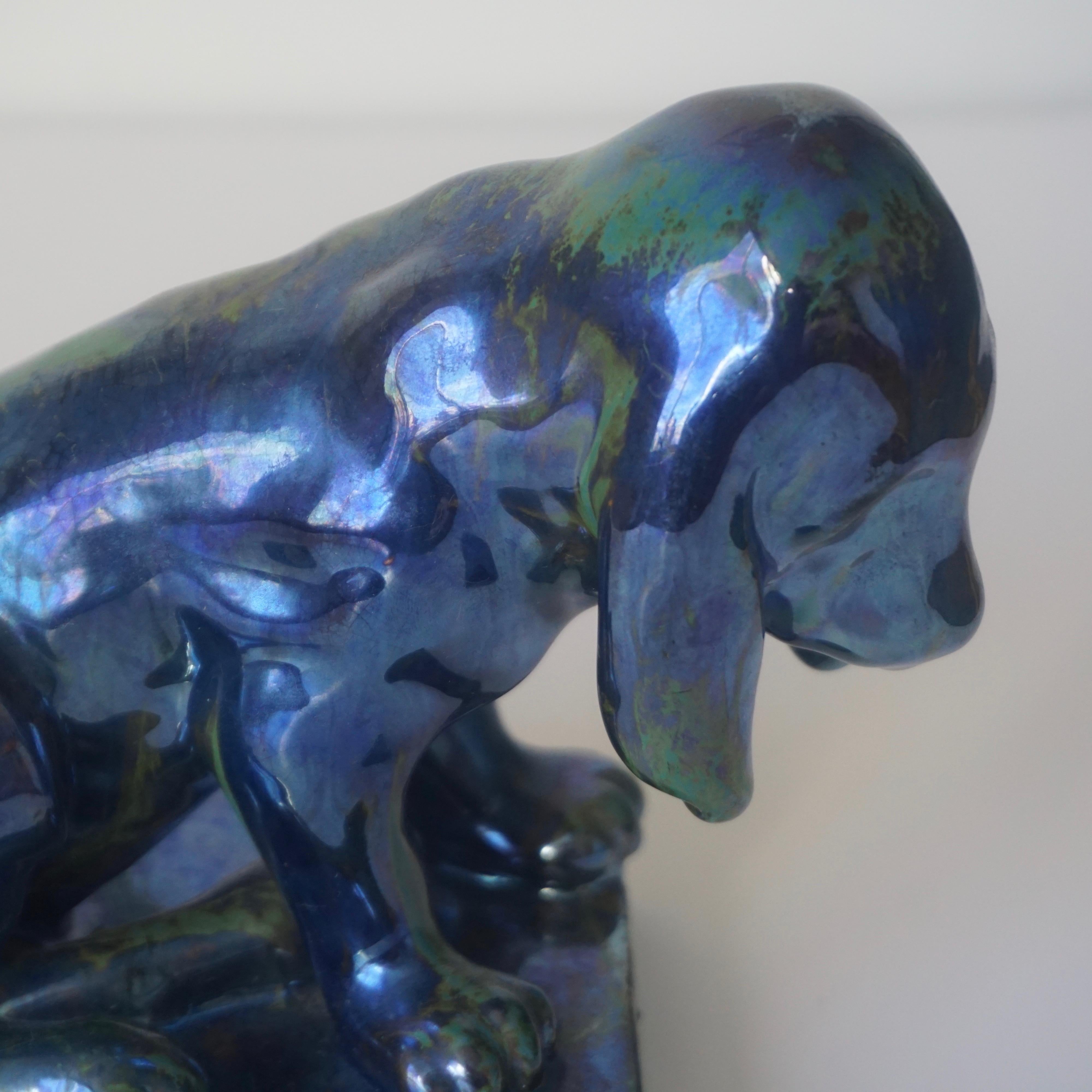 Ceramica antica francese Art Nouveau Smalto a lustro Blu Verde Cane Figura Scultura in vendita 8