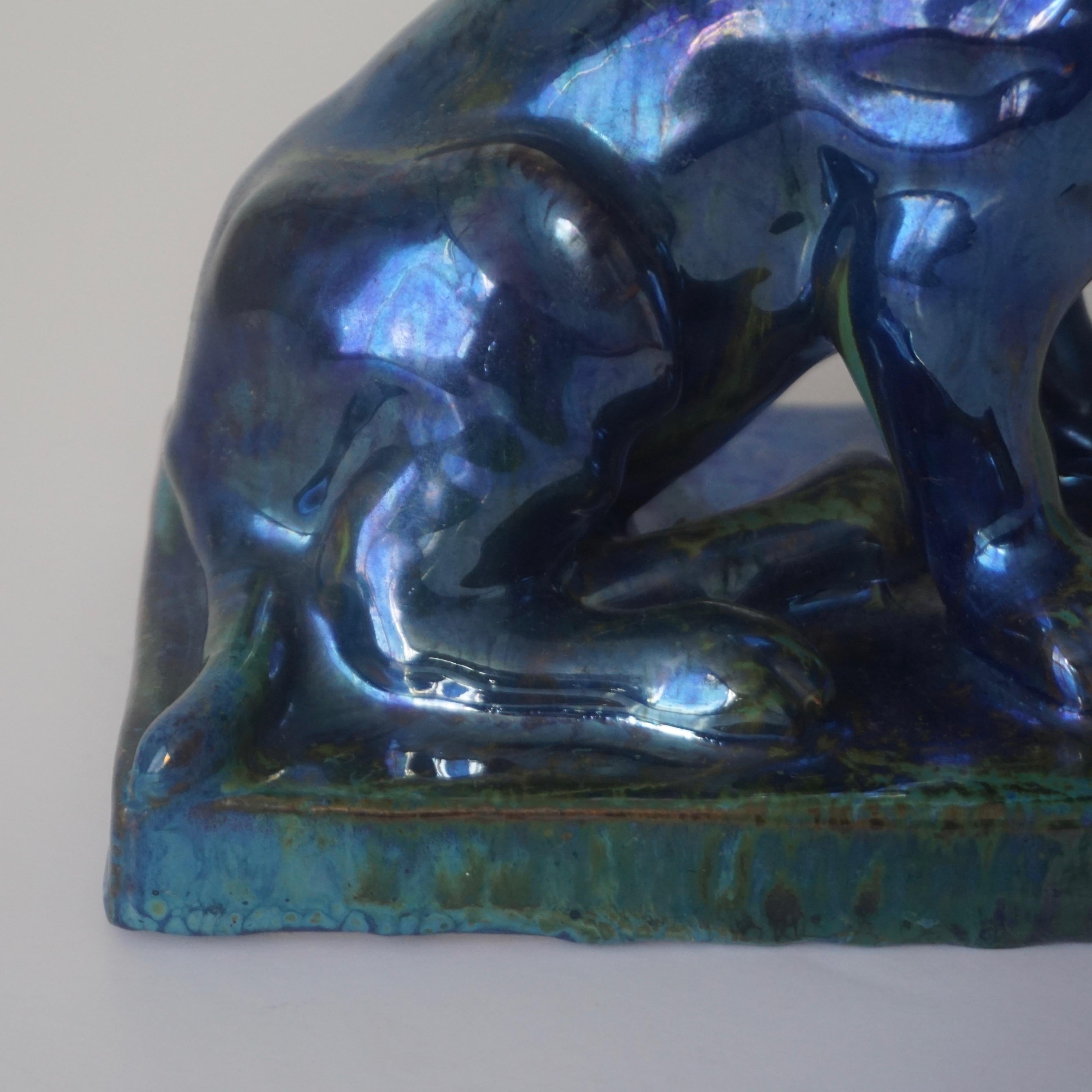 Ceramica antica francese Art Nouveau Smalto a lustro Blu Verde Cane Figura Scultura in vendita 9