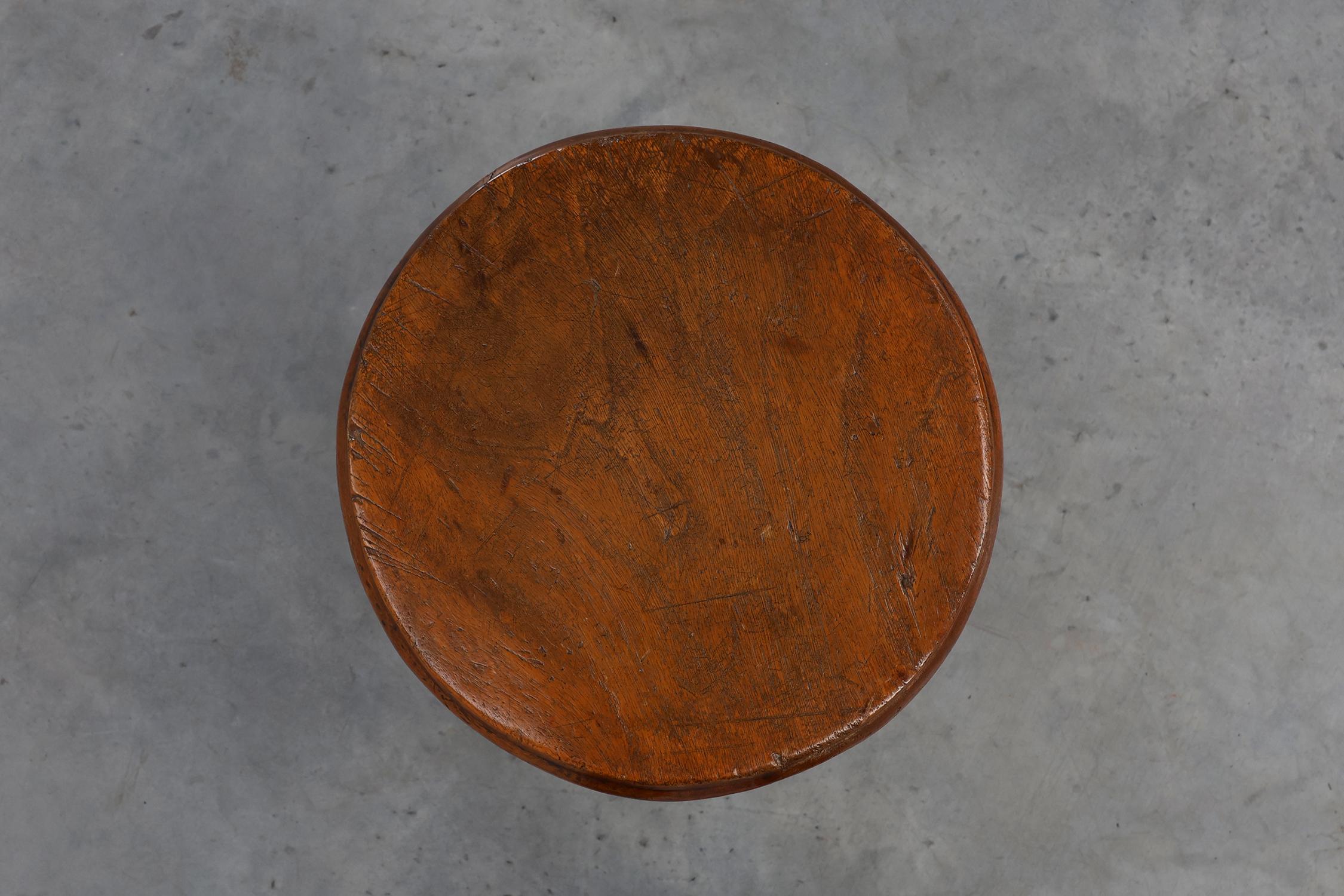 French Antique round stool in oak with nice patina, ca. 1850 For Sale 2