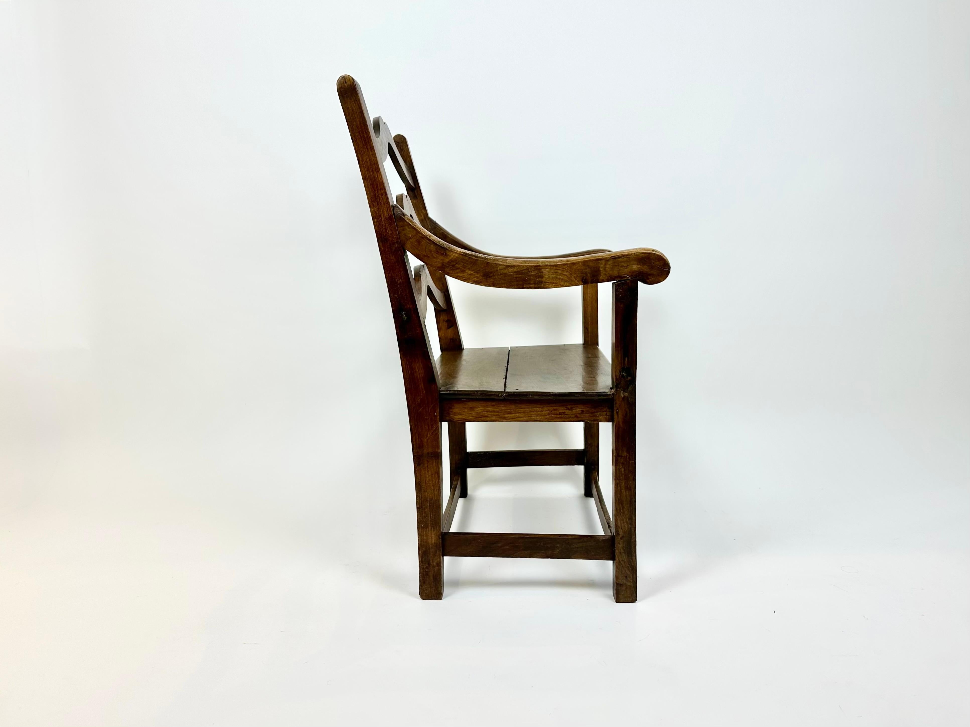 Francese Sedia a braccio rustica francese del XVIII-XIX secolo in vendita