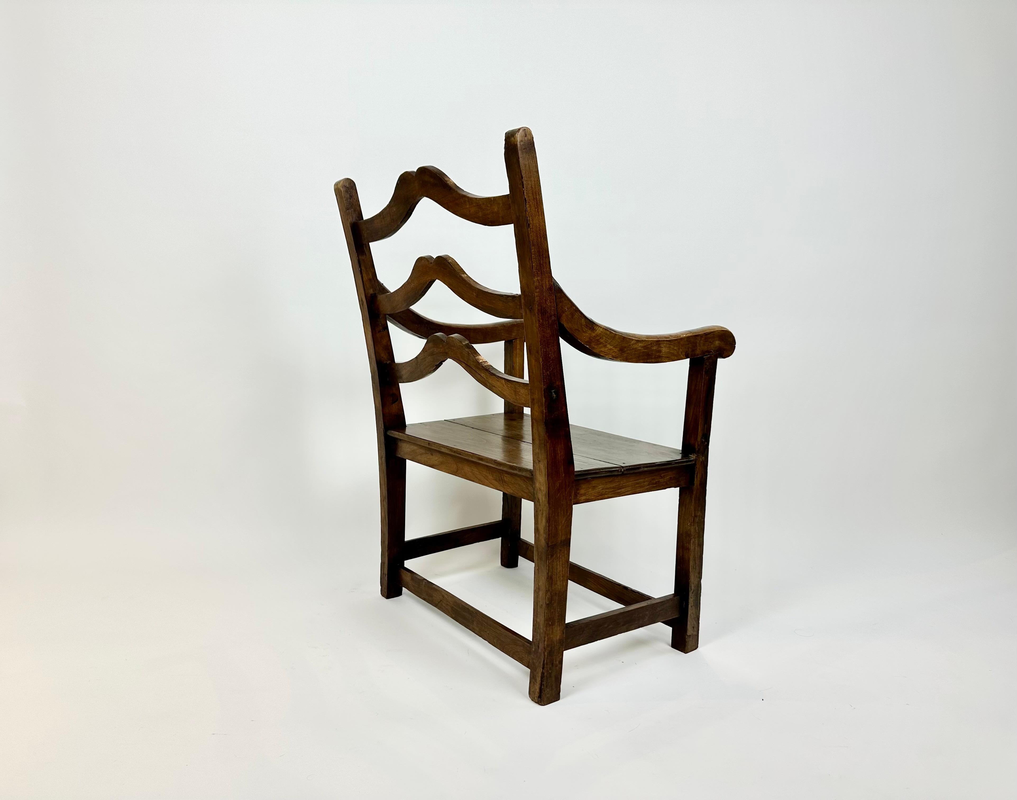 Sedia a braccio rustica francese del XVIII-XIX secolo In condizioni buone in vendita a Bristol, GB