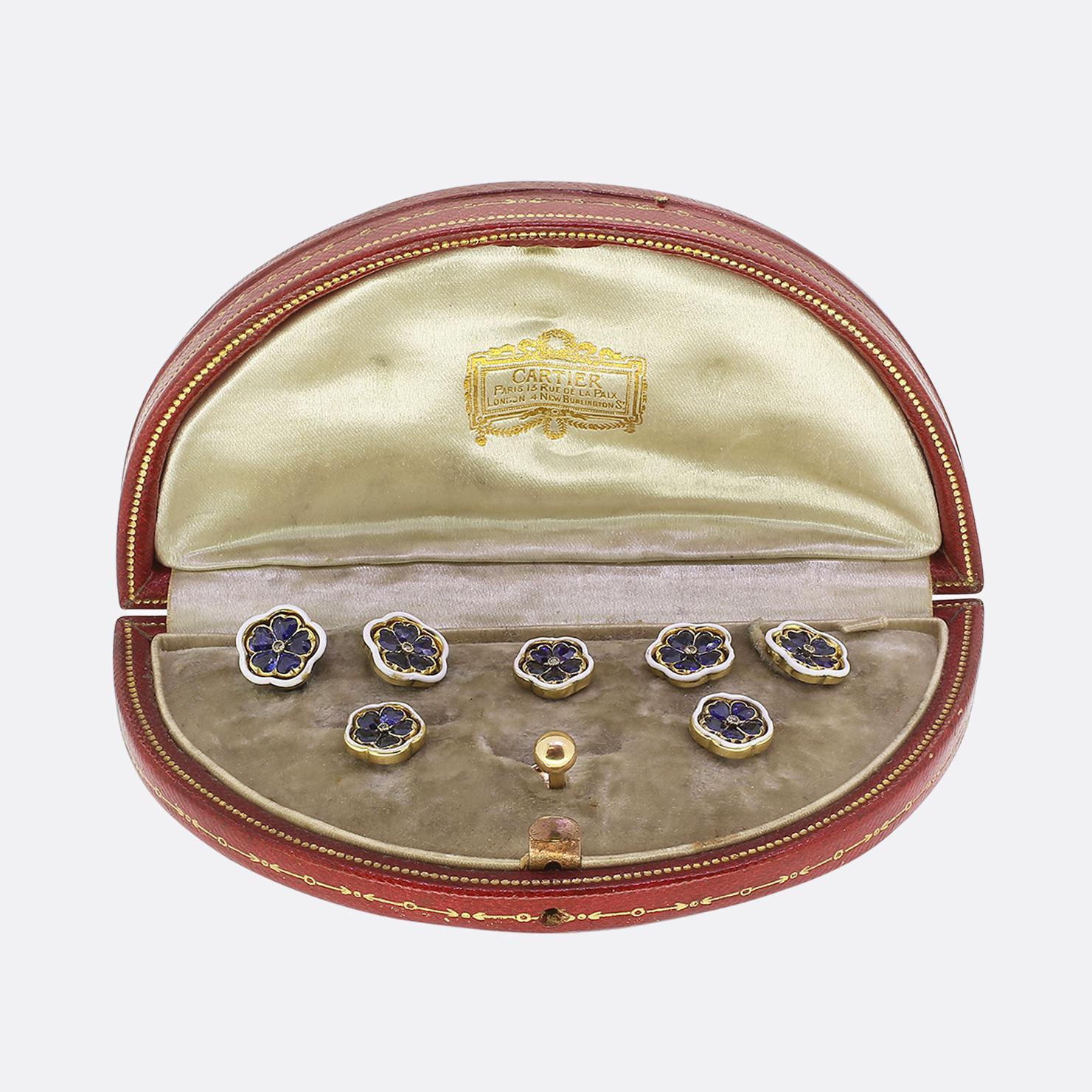 Art nouveau Ensemble de robes françaises anciennes en saphir, diamant et émail en vente