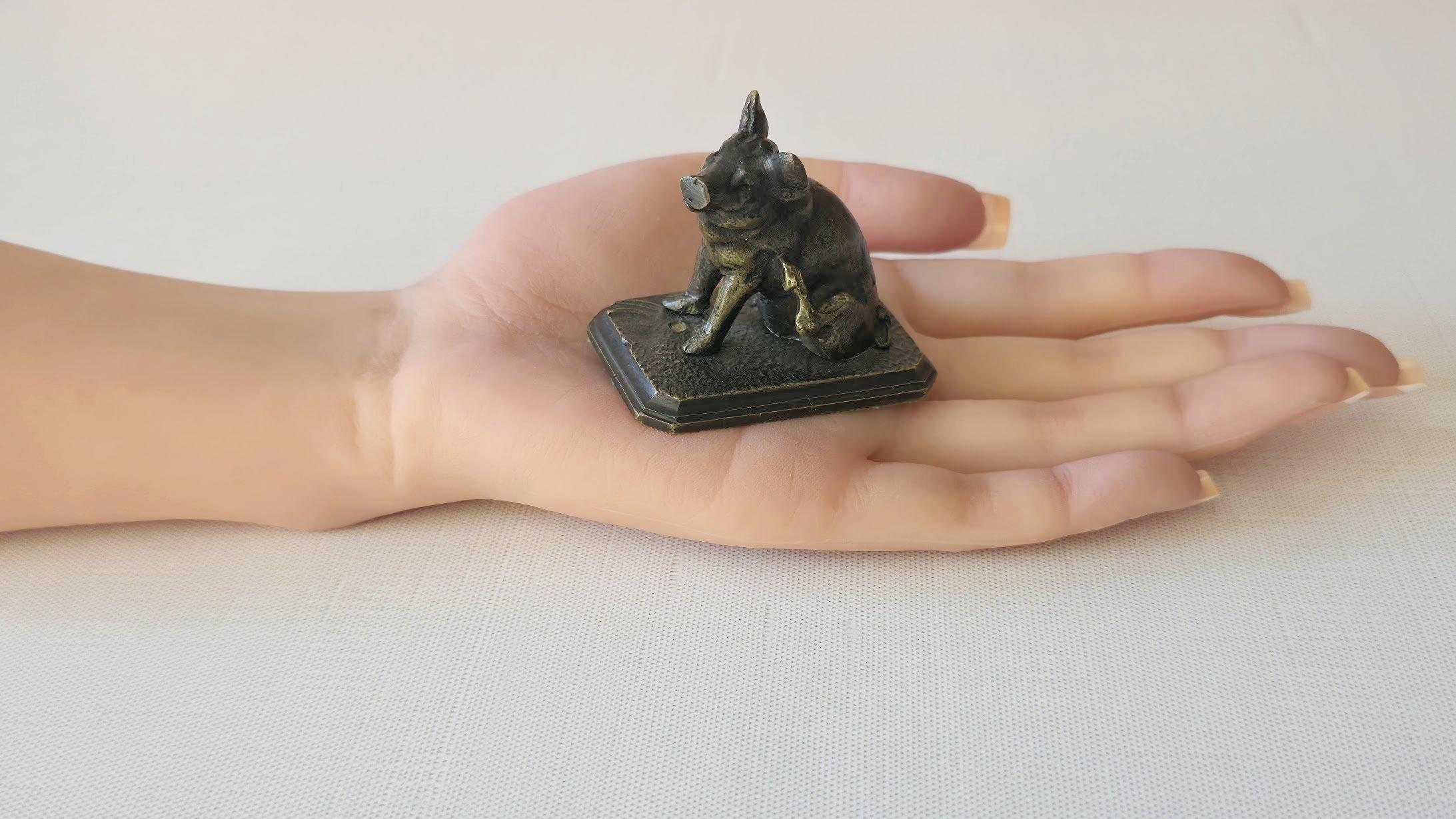 Figurine en bronze de cochon assis d'époque française par Christophe Fratin, 1830-1840 en vente 5
