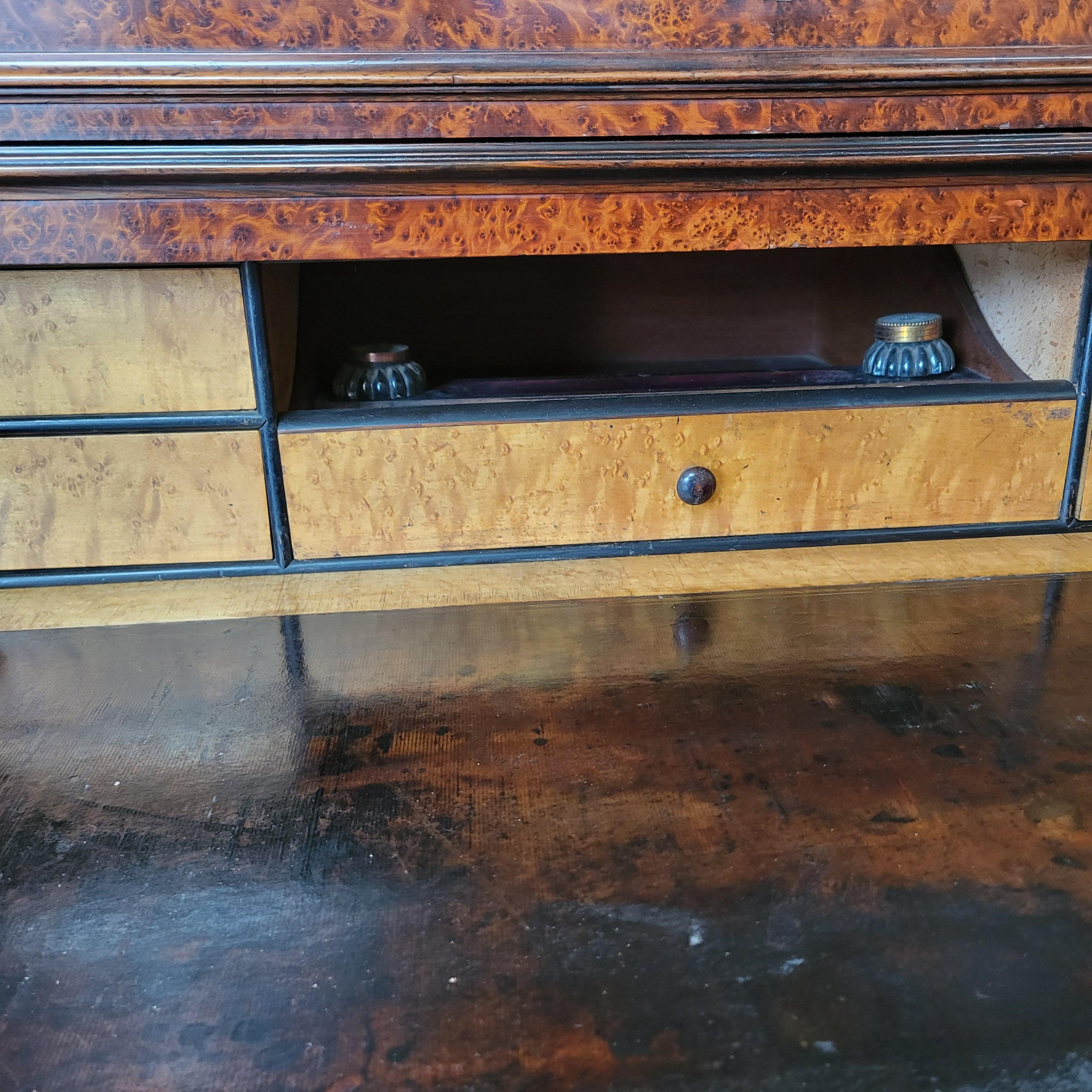 French antique secretaire commode For Sale 3