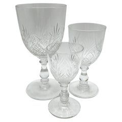 Ensemble français ancien de 3 verres en cristal de Baccarat - France - Modèle Douai