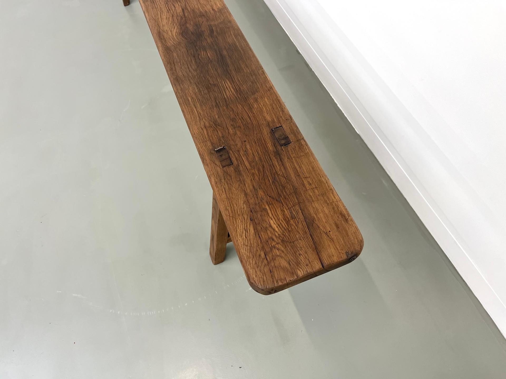 Banc ancien en chêne massif français en vente 3