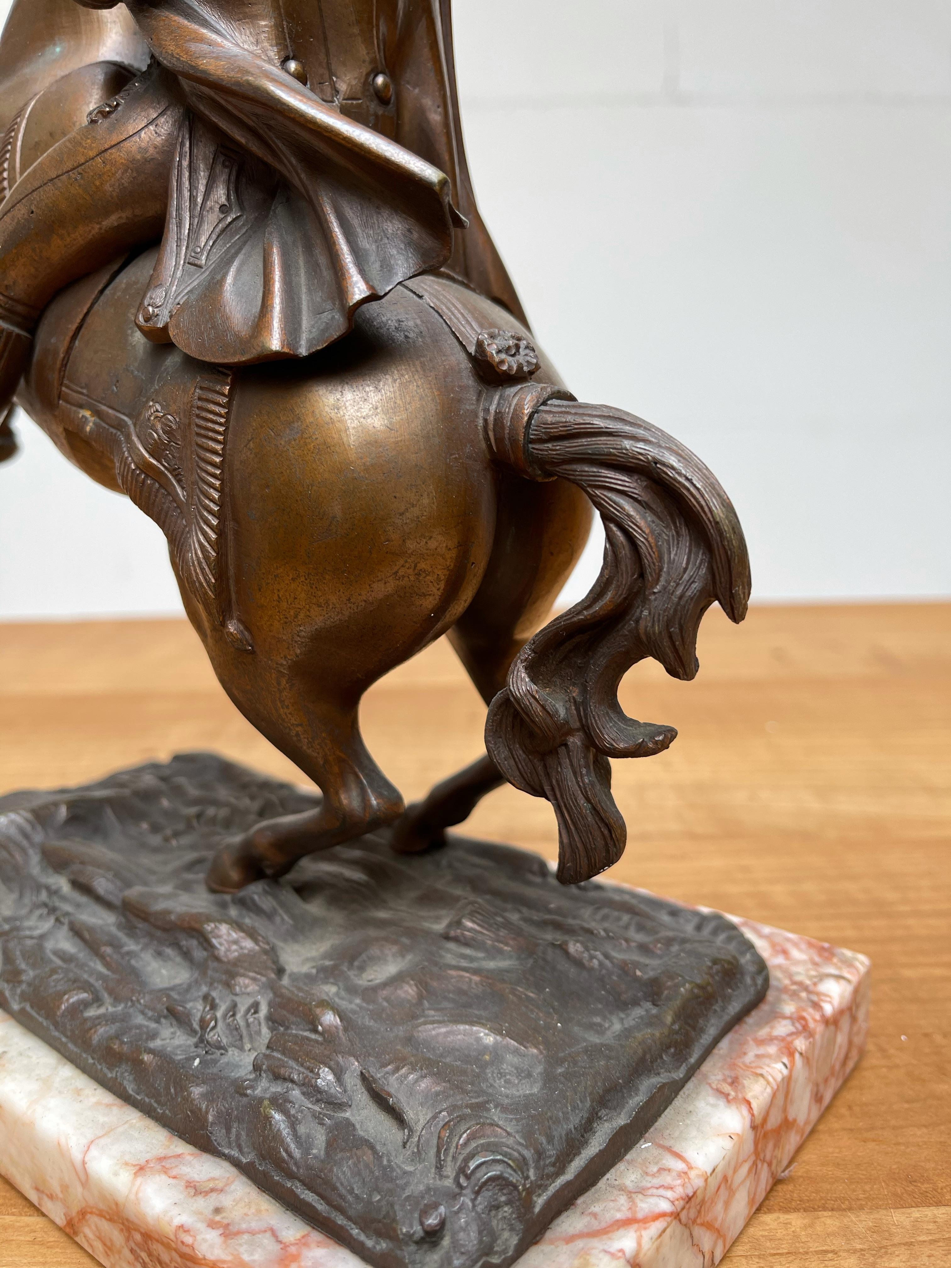 Sculpture française ancienne de Napoléon sur cheval cabré, en bronze, base en marbre en vente 2