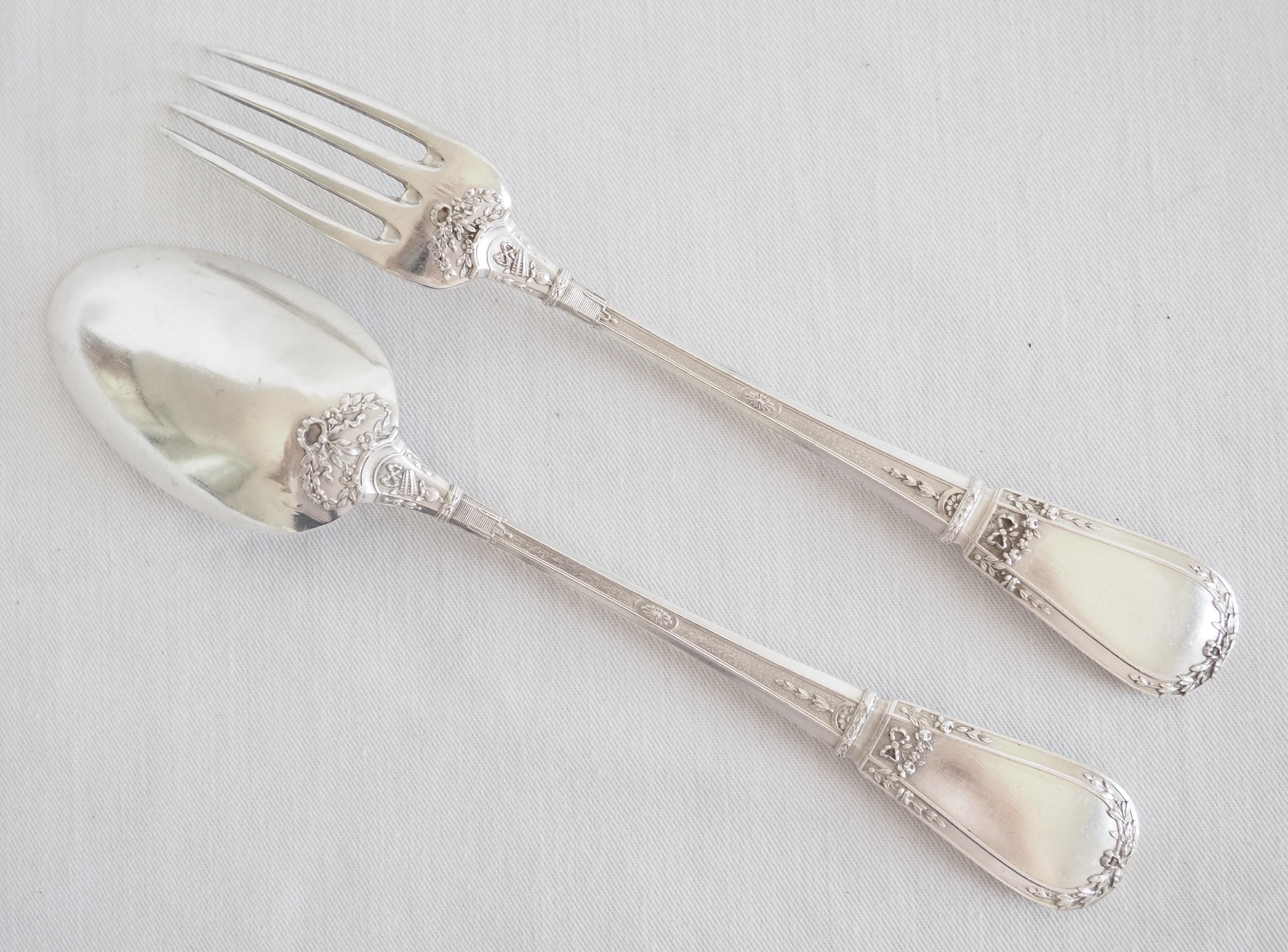 French antique sterling silver dessert flatware - 24 pieces - Louis XVI style In Good Condition For Sale In GRENOBLE, FR