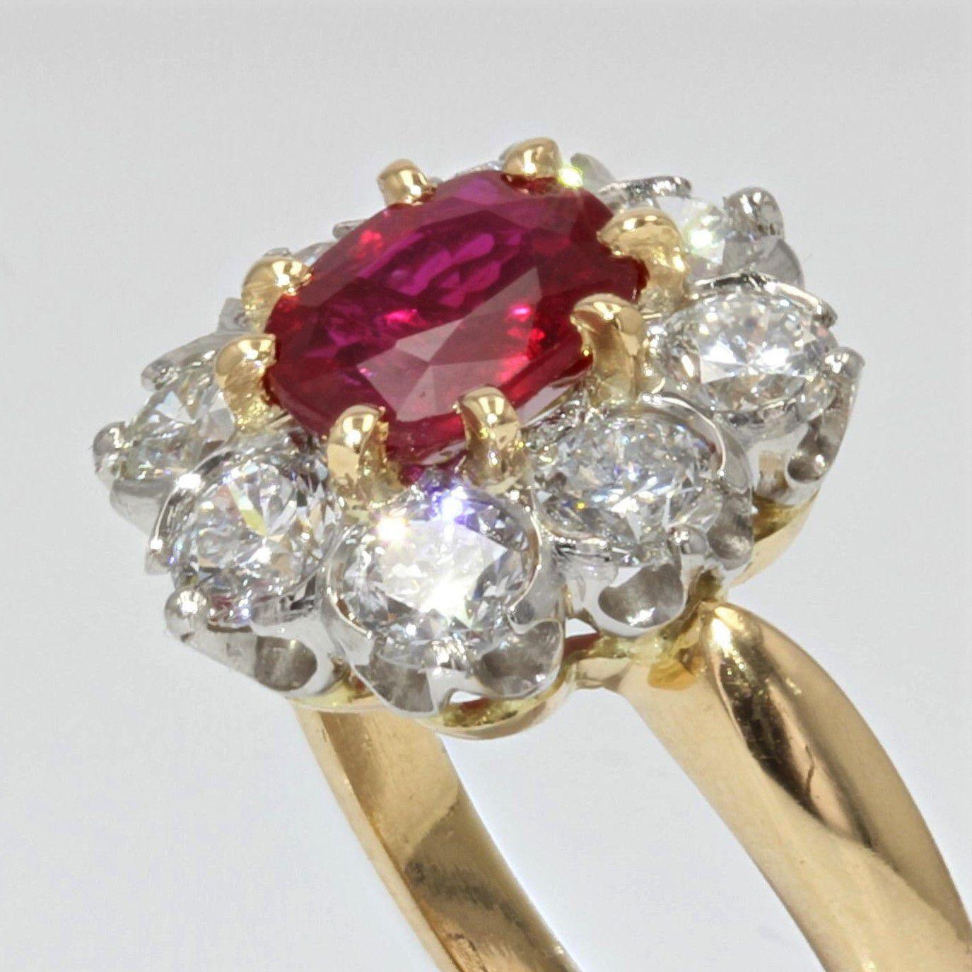 Oval Cut French Antique Style Ruby Diamonds 18 Karat Yellow Gold Daisy Ring