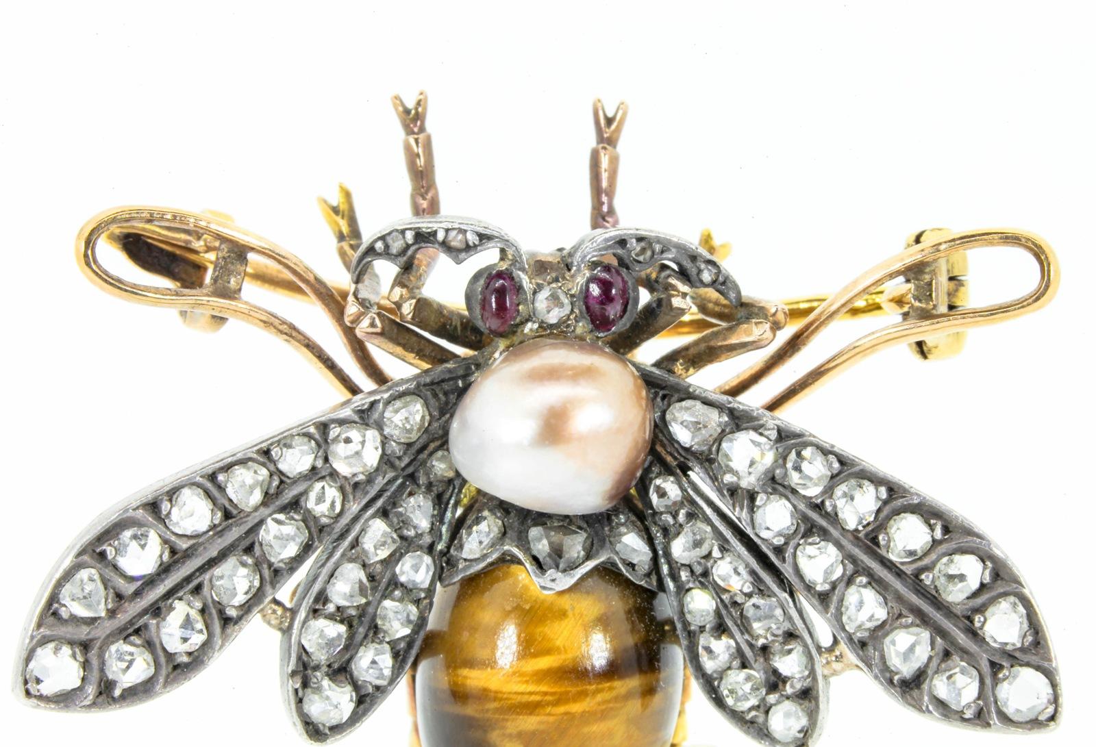 French Antique Tiger Eye Natural Pearl Diamond Gold Fly Brooch In Excellent Condition For Sale In Beverly Hills, CA