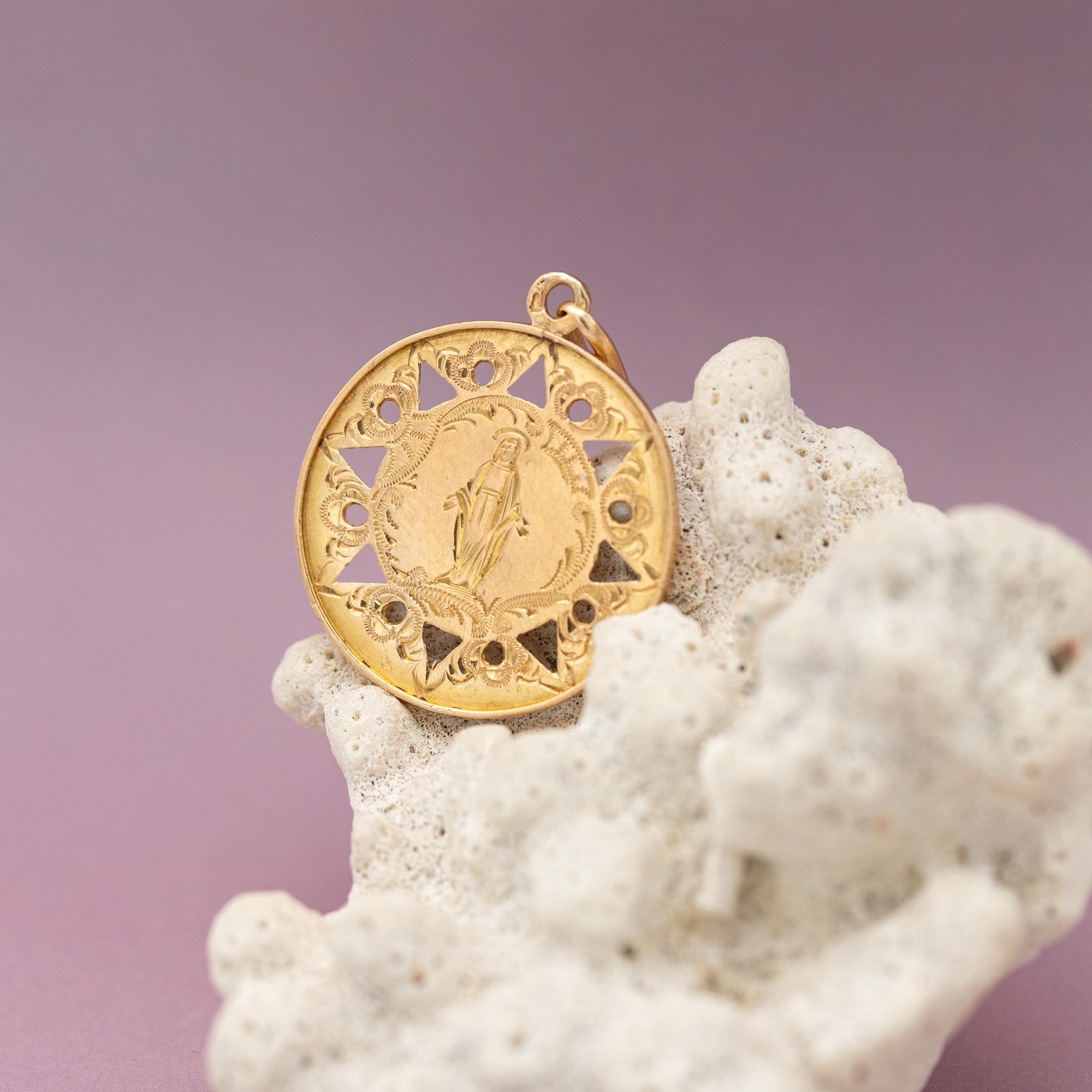 French Antique Virgin Mary - 18k Gold Medal - Rare Religious Catholic Charm 4