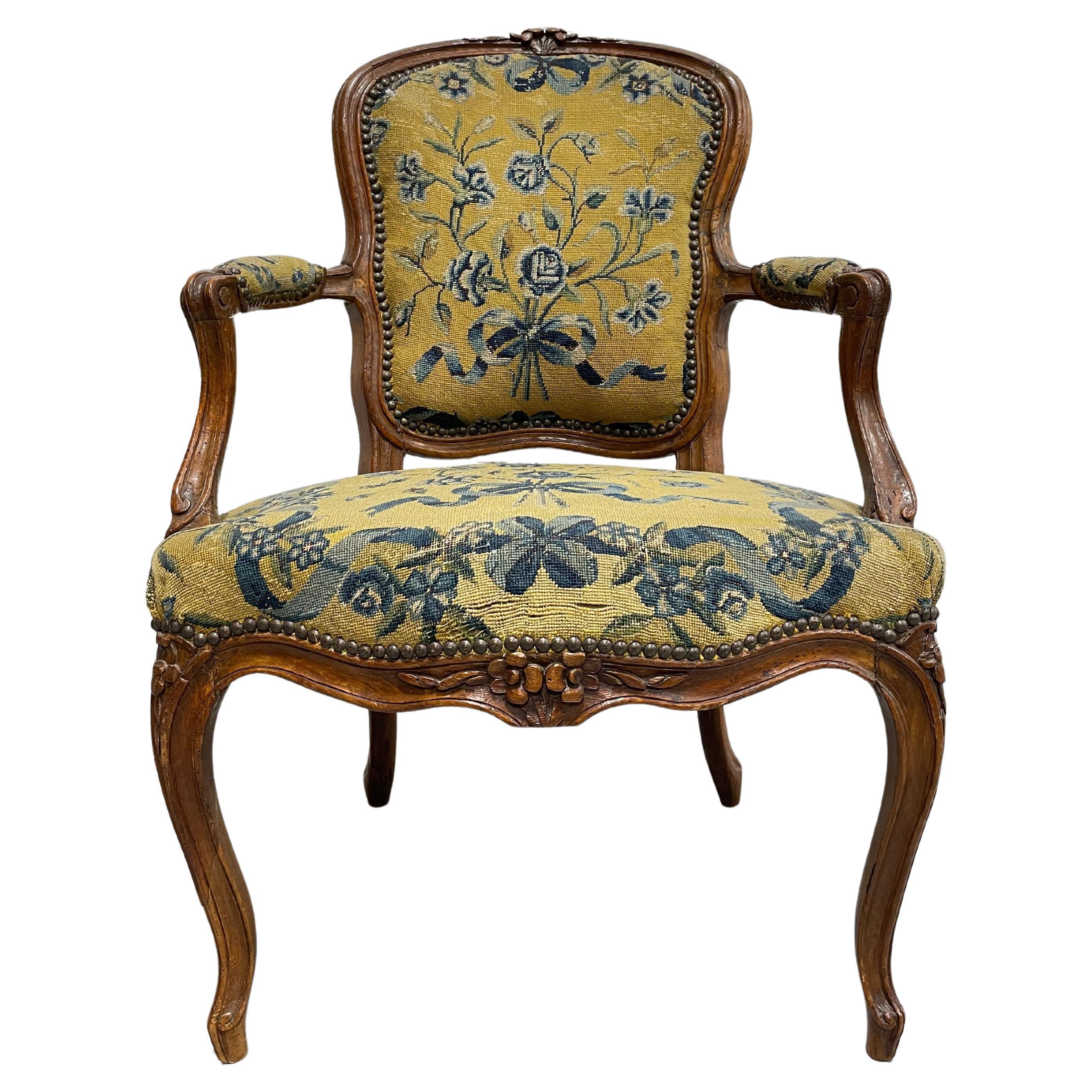 French Antique Walnut Louis XV Armchair, c. 1770 For Sale