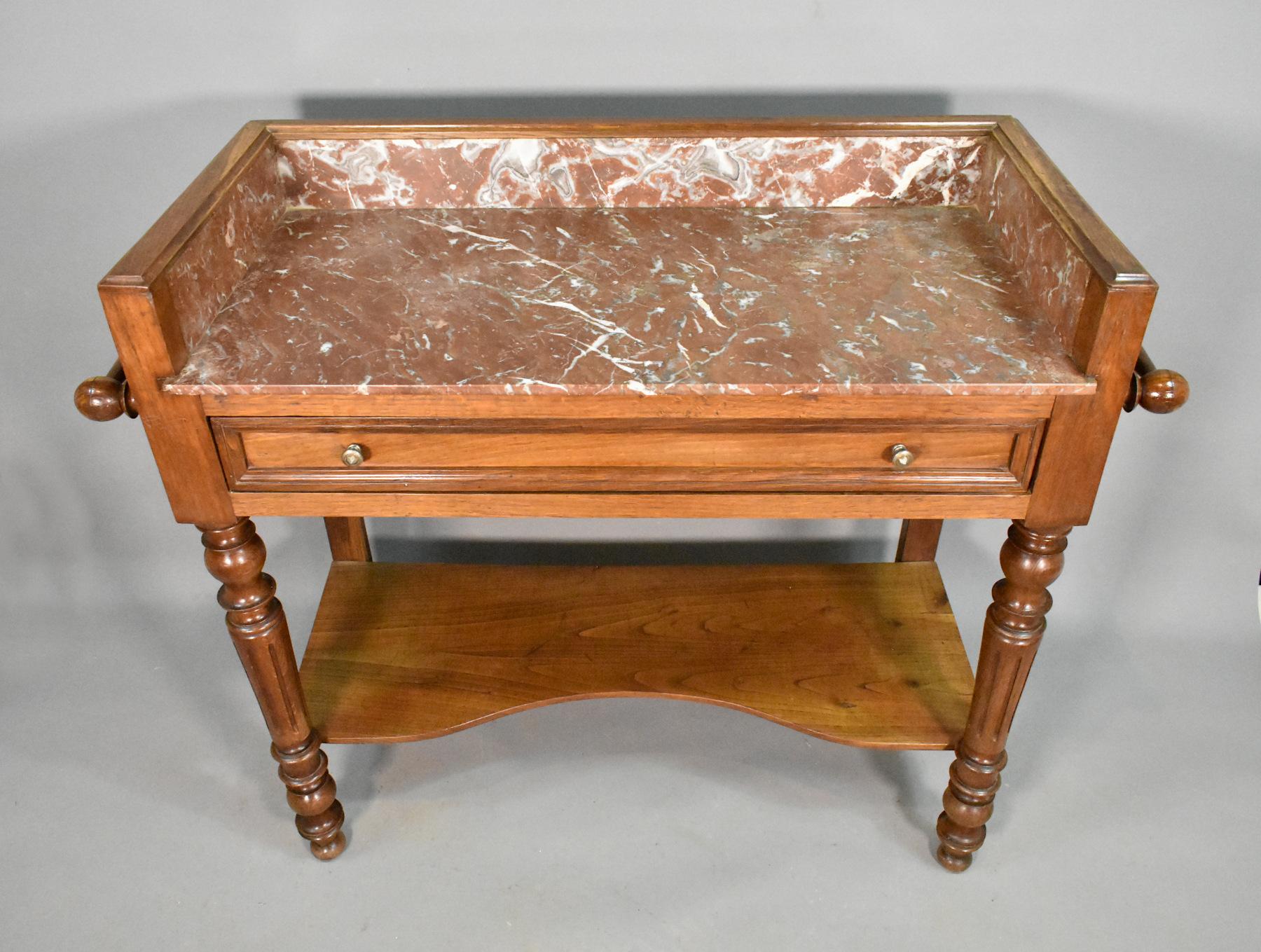 French Antique Washstand in Oak Louis Philippe Style In Good Condition In SAINTE-COLOMBE, FR