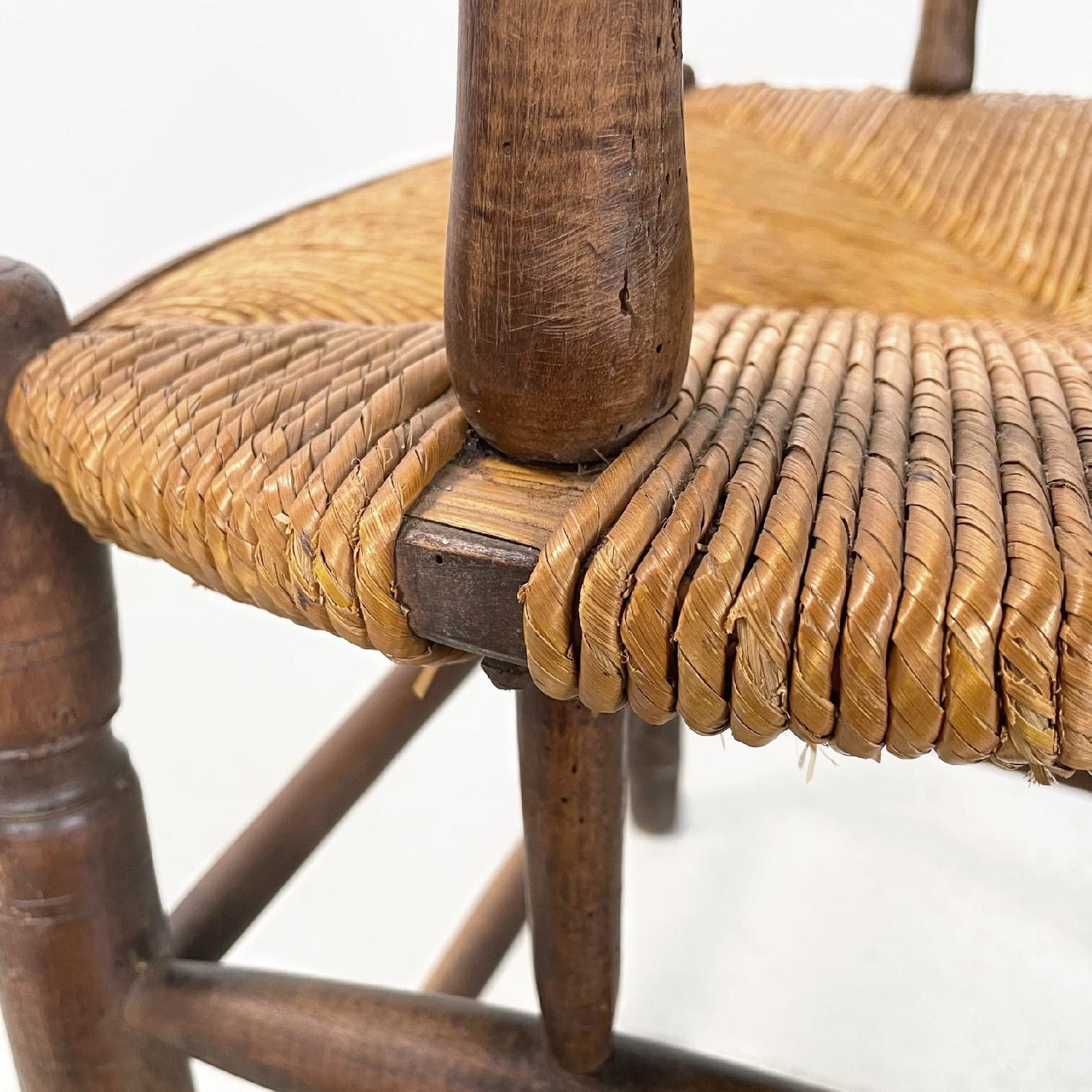 French antique wood oak and straw chair with armrests decorations, late 1800s For Sale 3