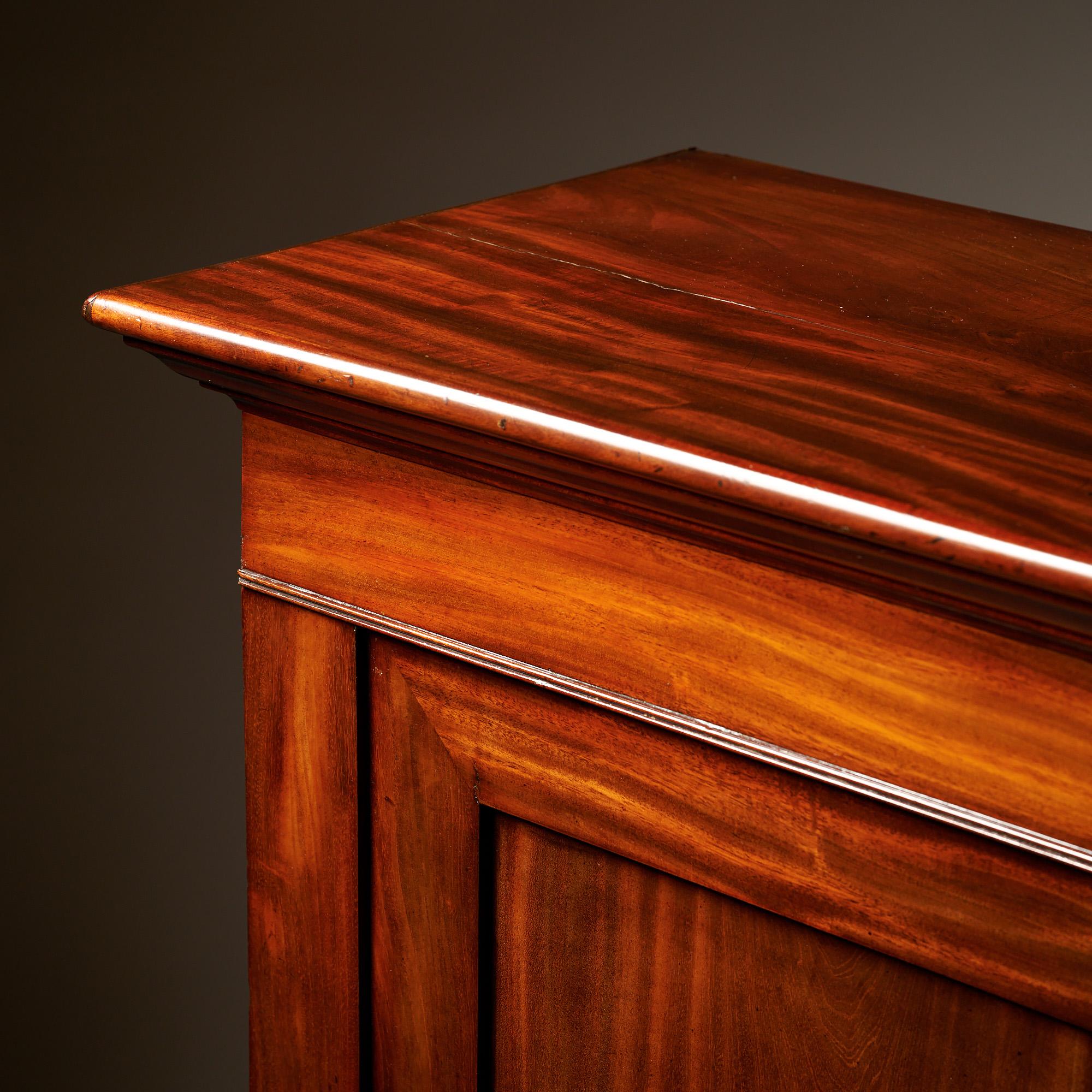 Buffet / Console en bois Antique French Bon état - En vente à Austin, TX