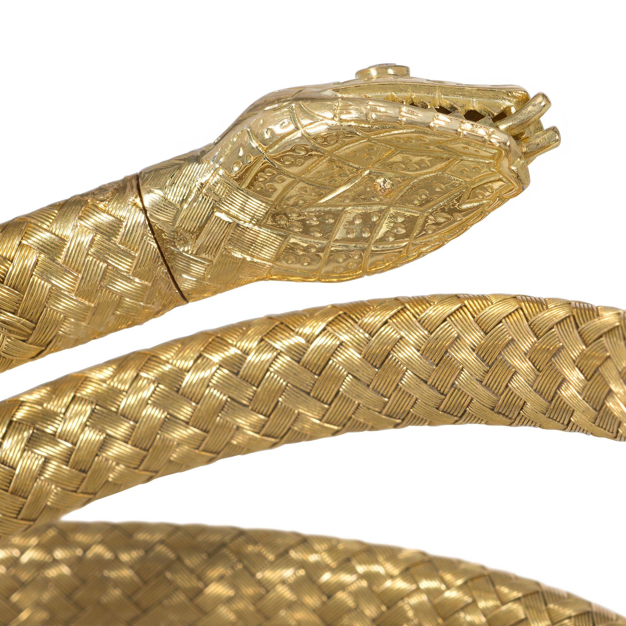 French Antique Woven Gold and Diamond Flexible Coiled Snake Bracelet In Good Condition For Sale In New York, NY