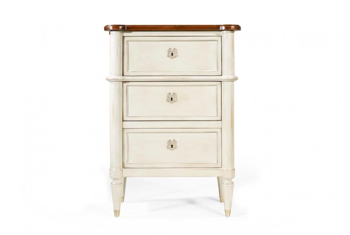 French Antoinette Louis XVI Bedside Table, 20th Century In Excellent Condition For Sale In London, GB