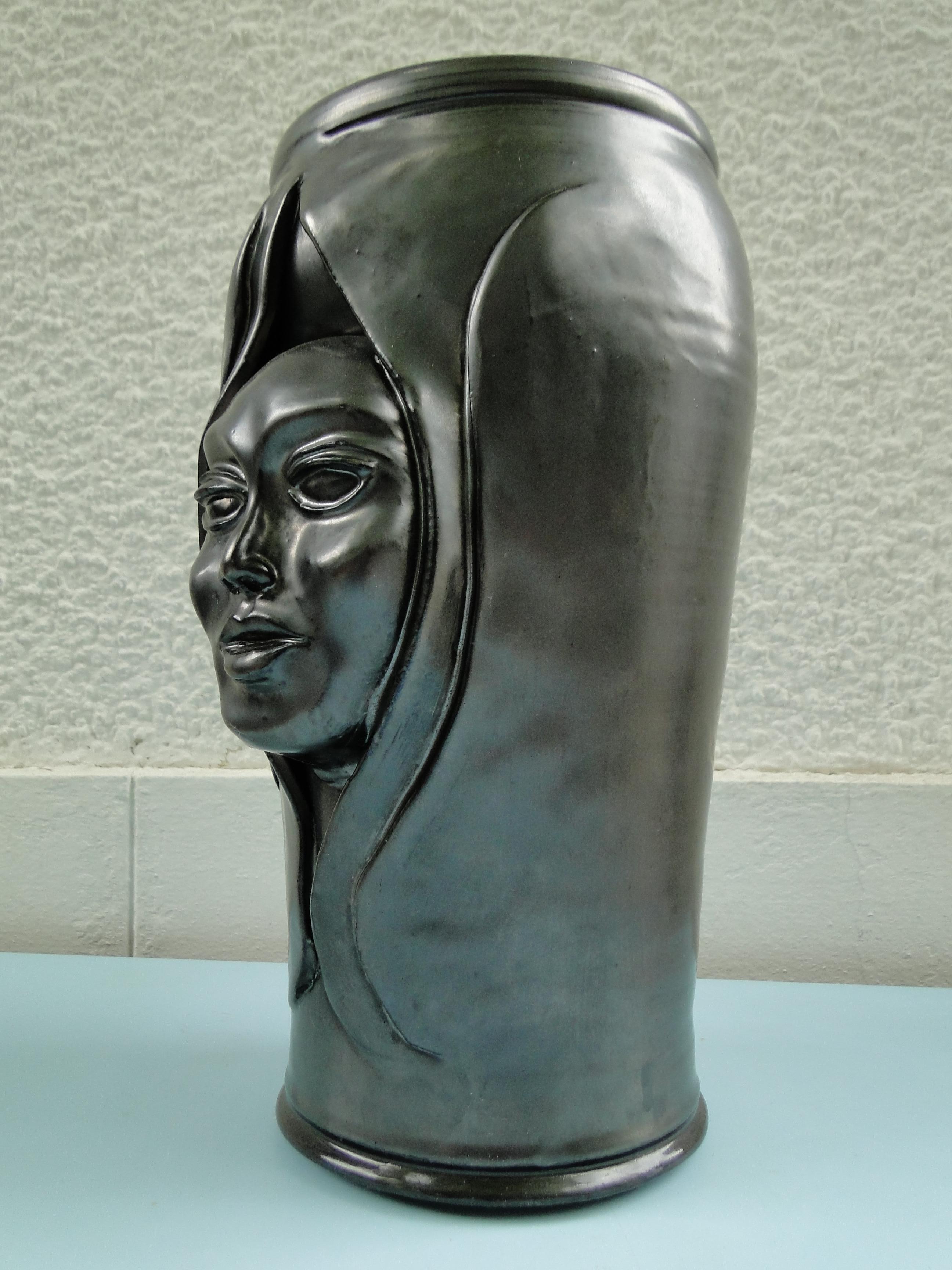 French Antropomorphic ceramic vase from the 1950s 1950 France For Sale 5