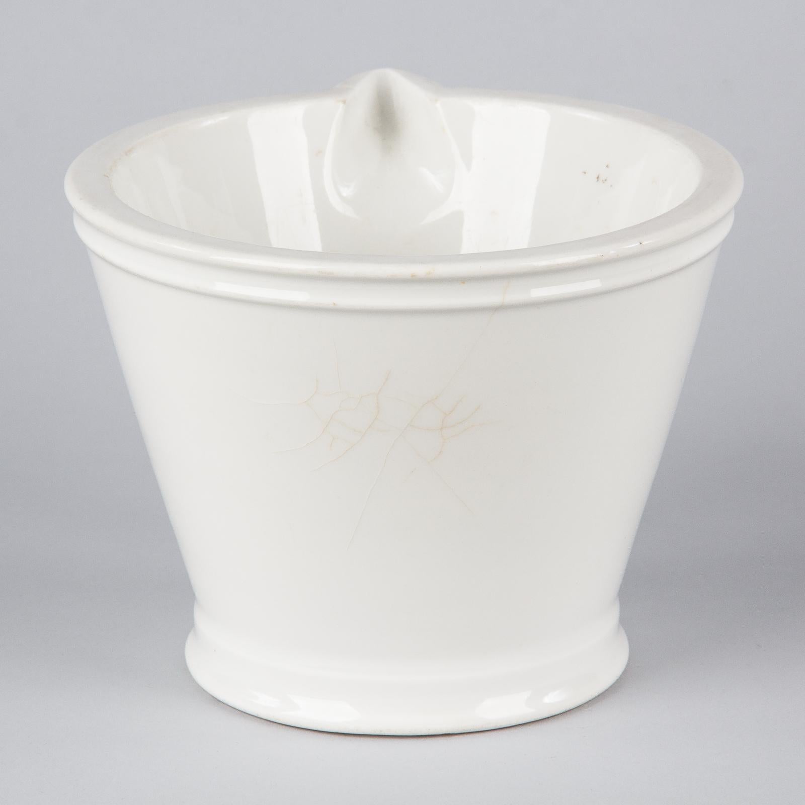 French Apothecary Ceramic Mortar with Pestle, Late 1800s 5