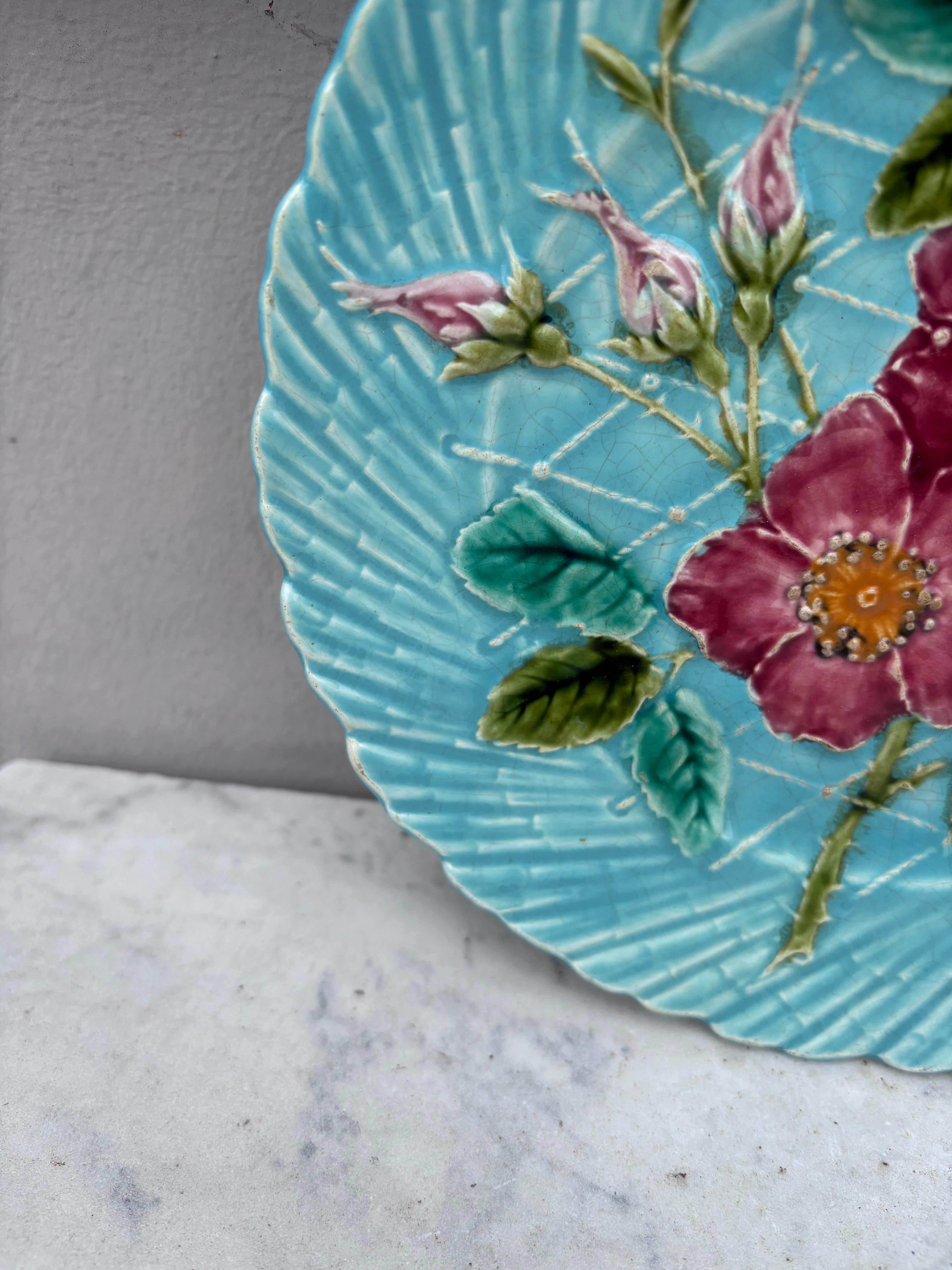 French aqua Majolica wild rose plate Sarreguemines circa 1890.