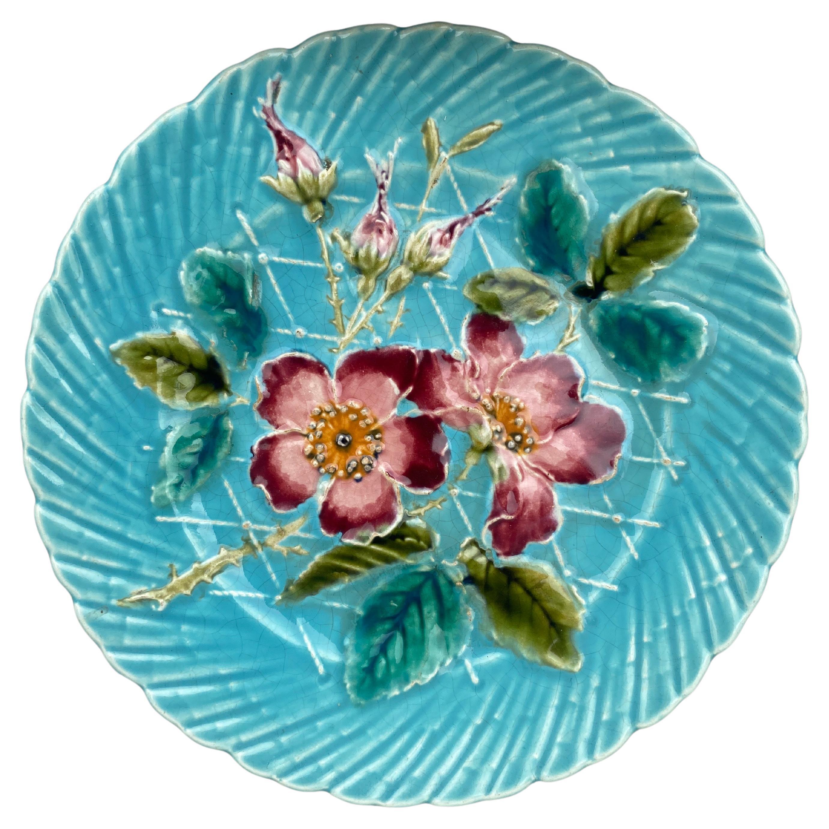 French Aqua Majolica Wild Rose Plate Sarreguemines, circa 1890 For Sale
