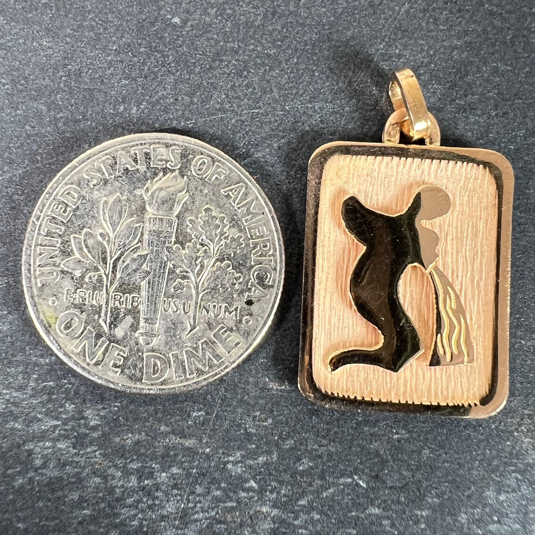 Pendentif médaille à breloques en or jaune 18K signe du Verseau Zodiac en vente 6