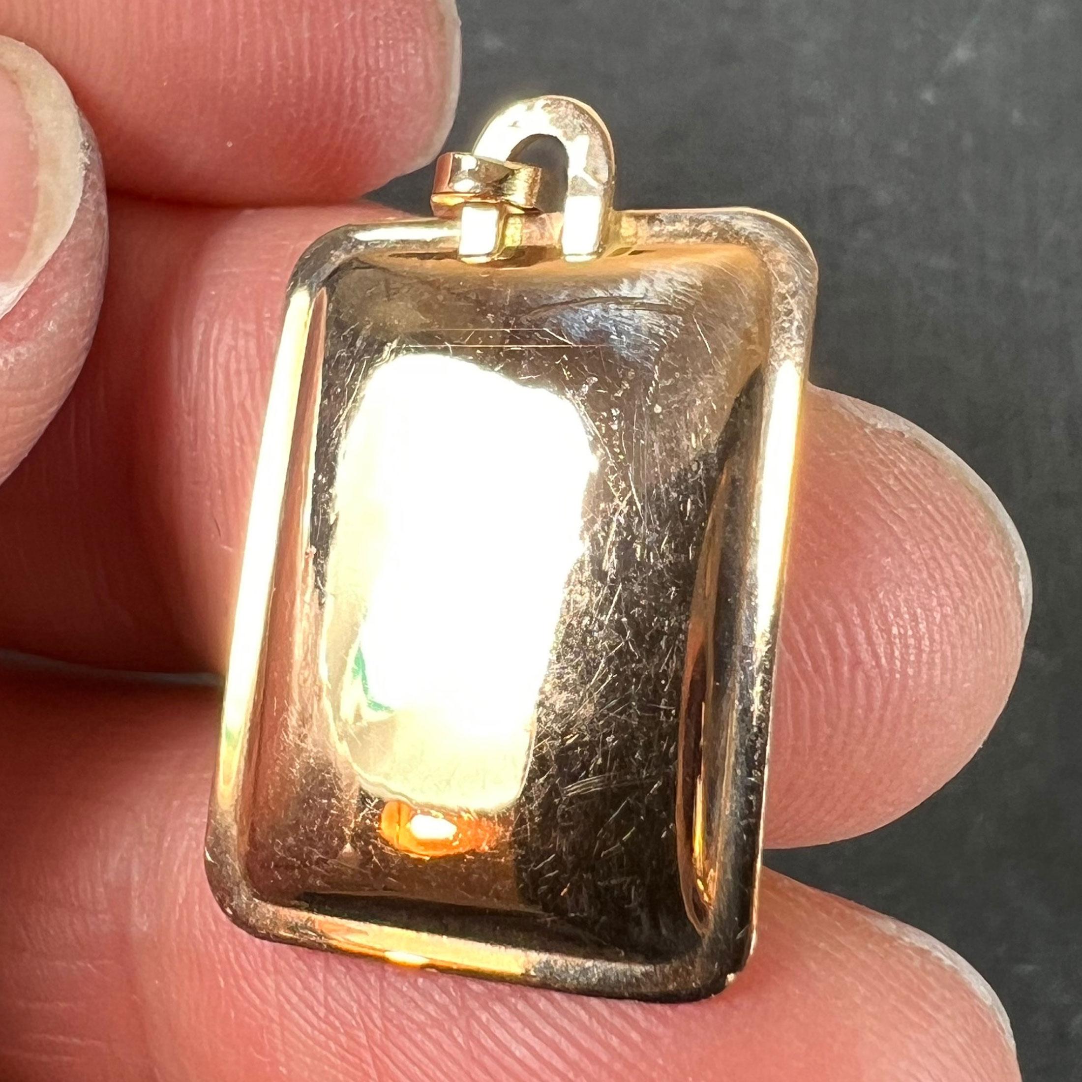 Pendentif médaille à breloques en or jaune 18K signe du Verseau Zodiac en vente 4