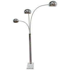 French Arc Floor Lamp in Chrome and Marble style Christian Koban, circa 1970