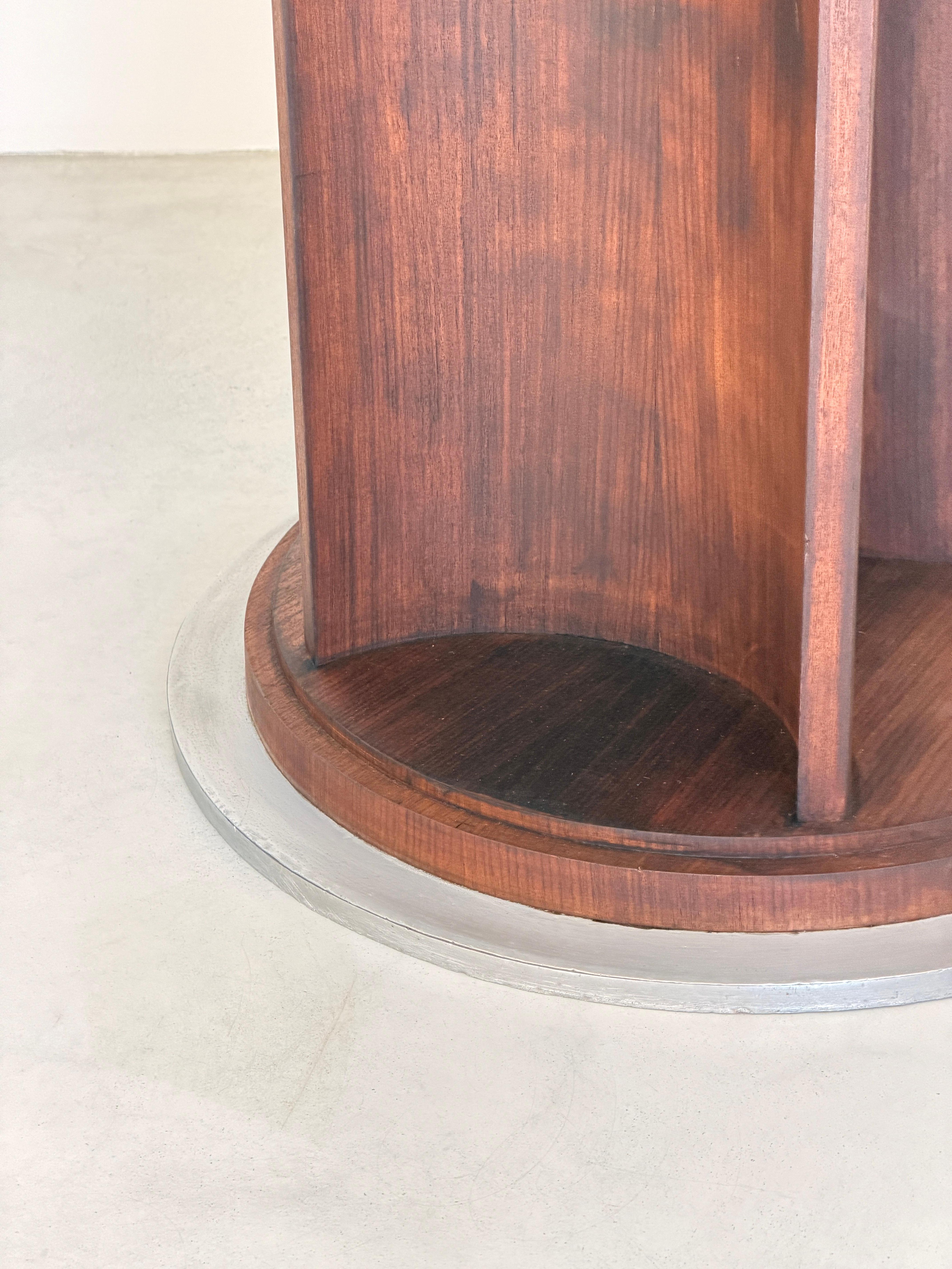 Mid-20th Century French Architectural Art Deco Table in Rosewood Veneer Attributed to Jules Leleu For Sale