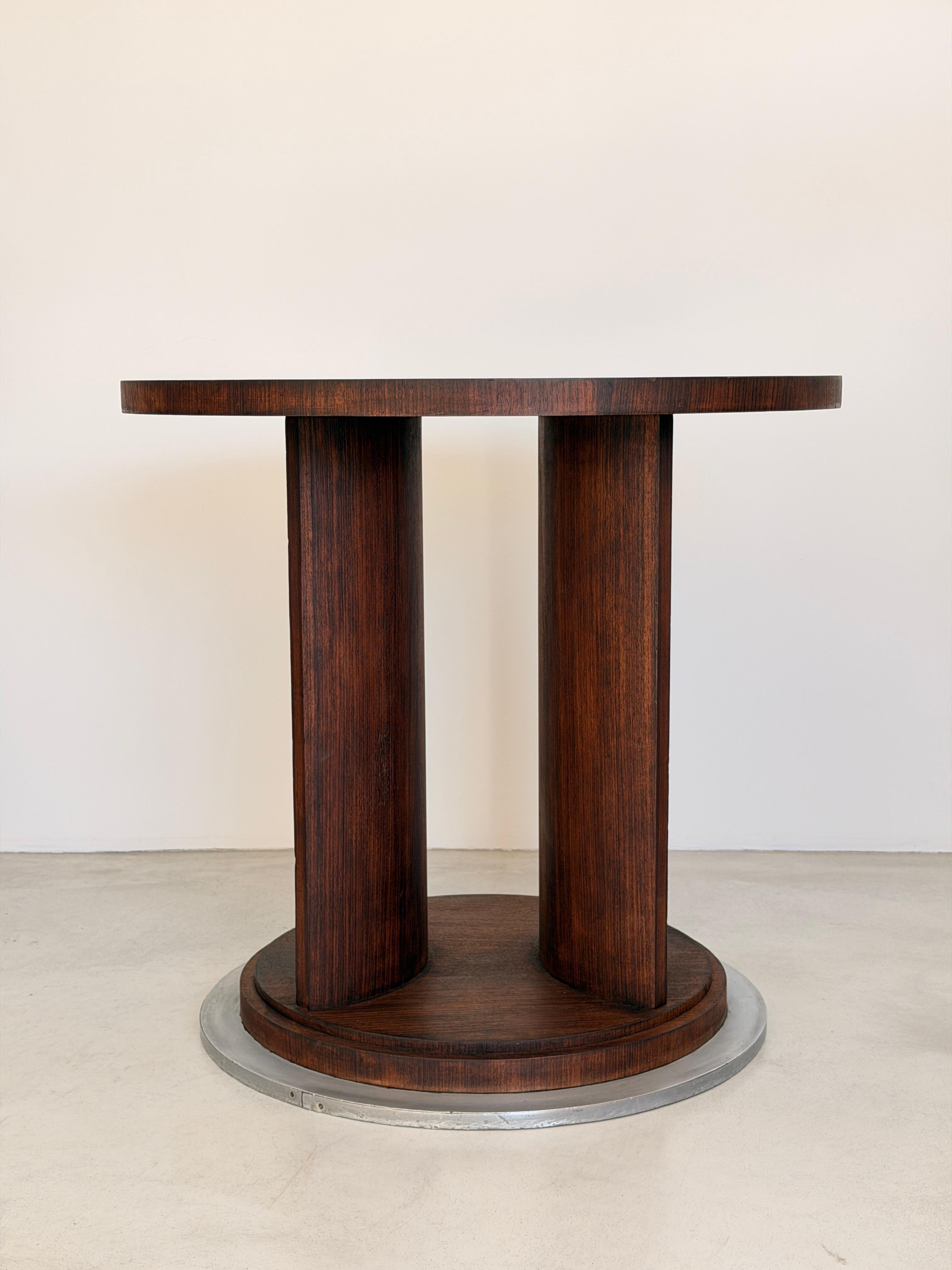 French Architectural Art Deco Table in Rosewood Veneer Attributed to Jules Leleu For Sale 1