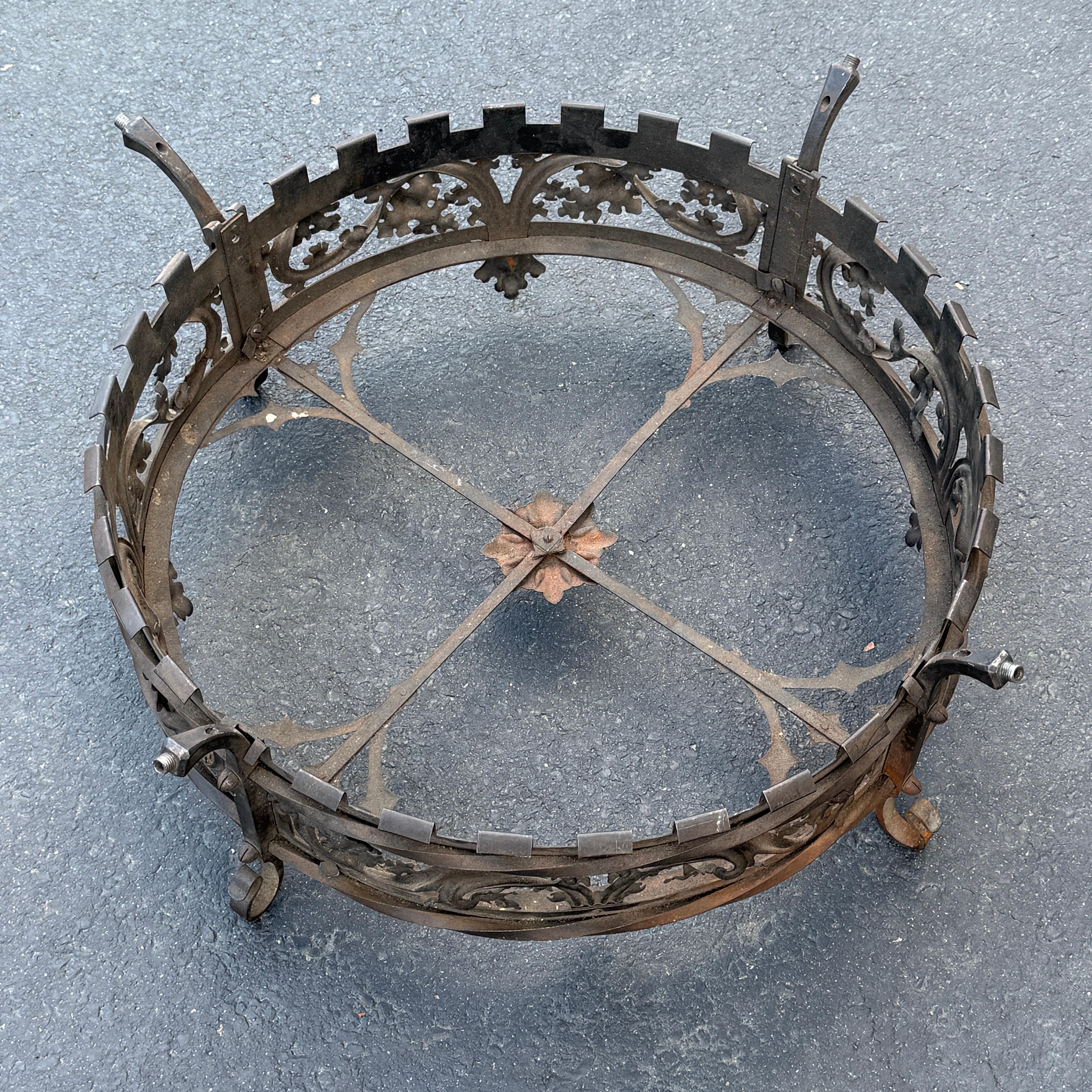 French Architectural Crown Sculpture Fragment, 1910's For Sale 6