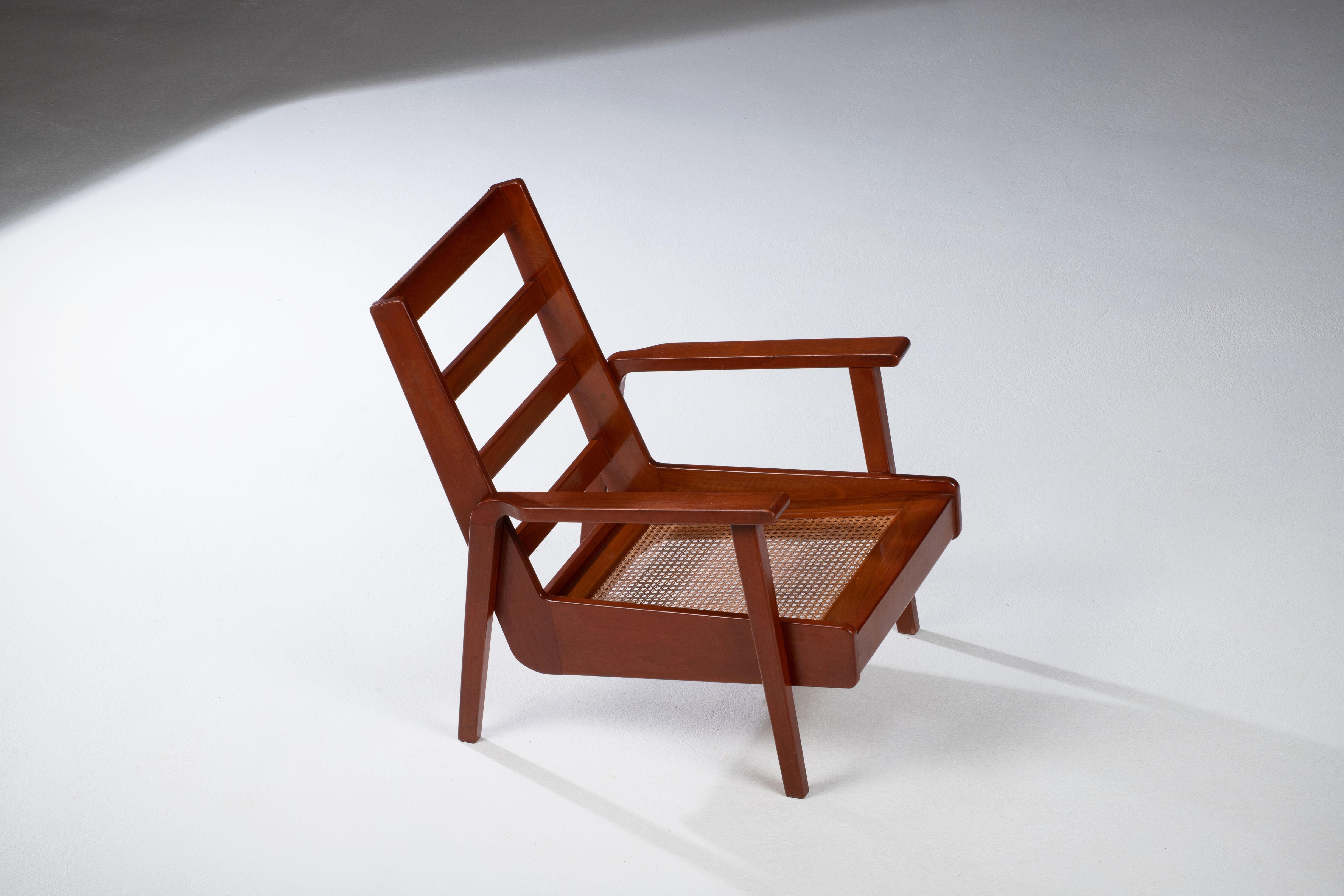Französischer Sessel, 1940er Jahre im Zustand „Gut“ in Wiesbaden, DE