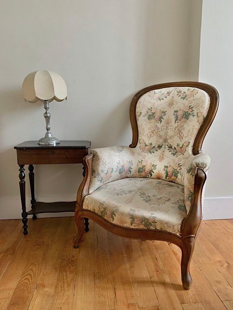 19th Century French Armchair Bergere Louis-Philippe Period, Louis XV Style circa 1800, France For Sale