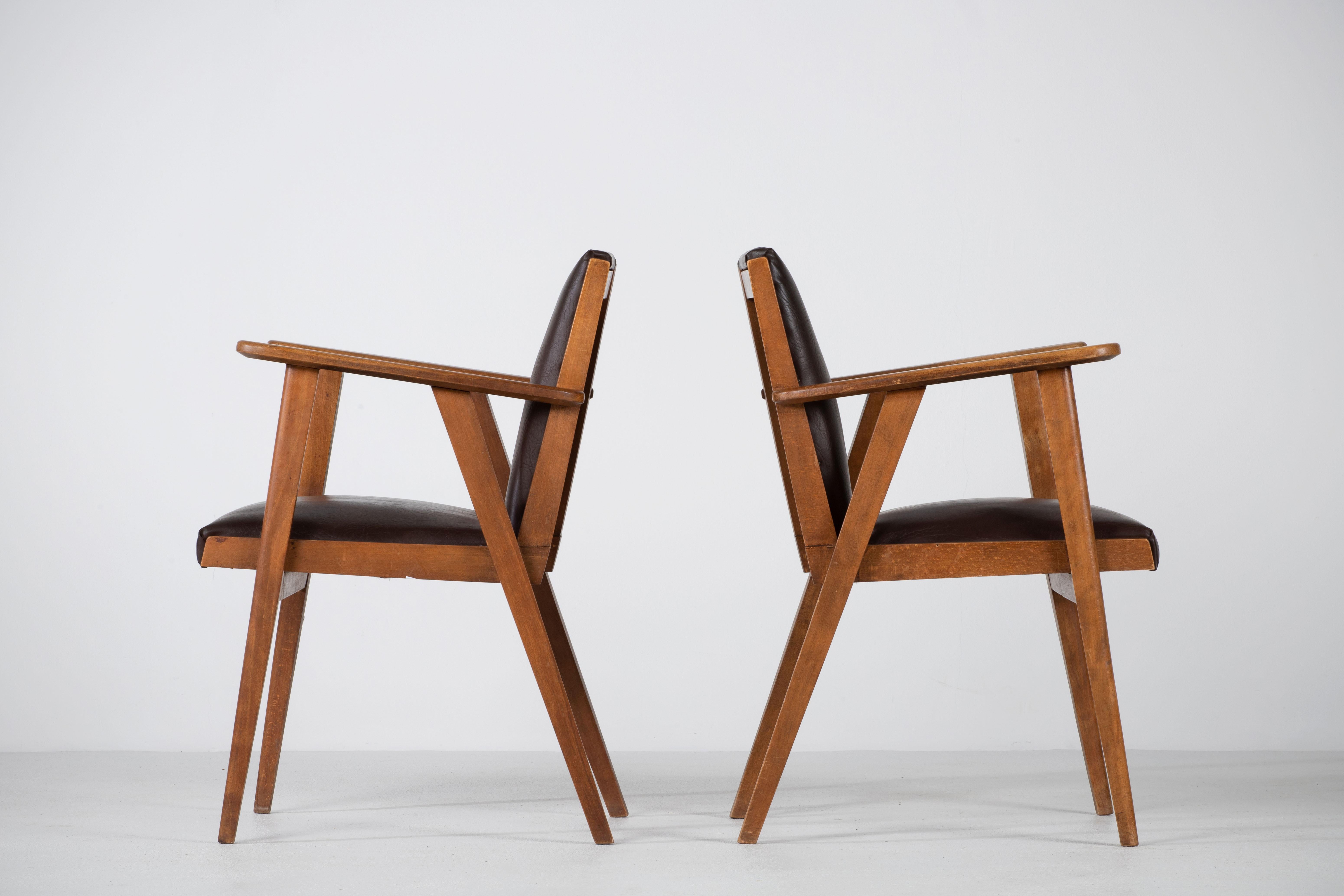 Mid-20th Century French Armchairs, a Pair, 1940s For Sale